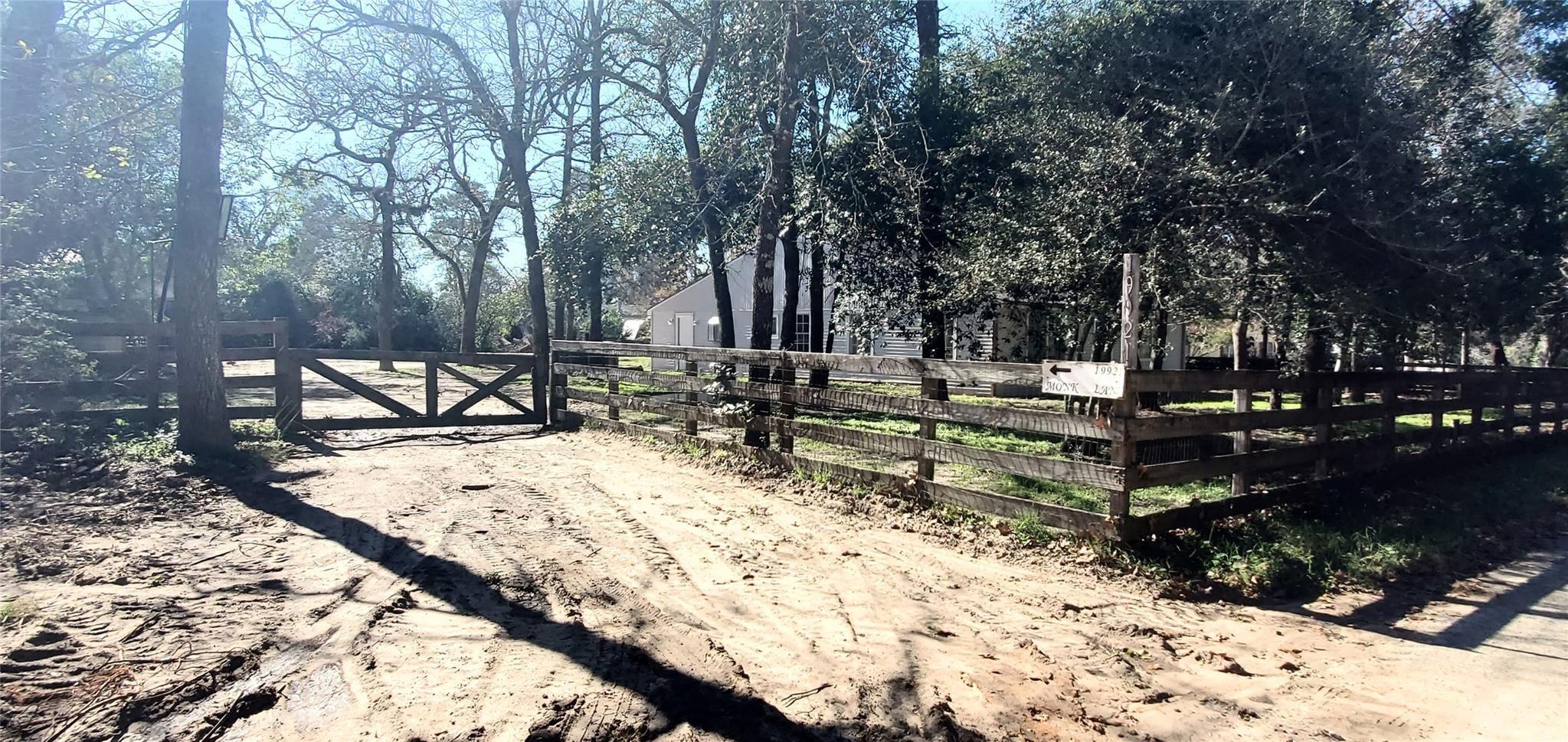 19921 Monk Lane