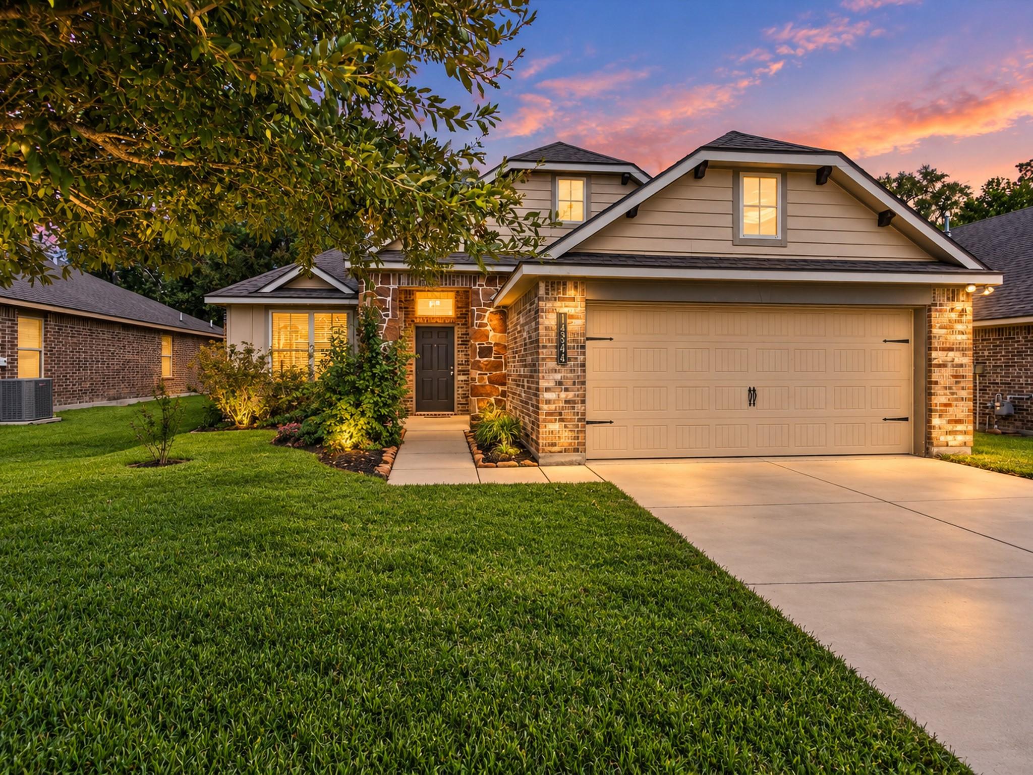 14344 N Summerchase Circle