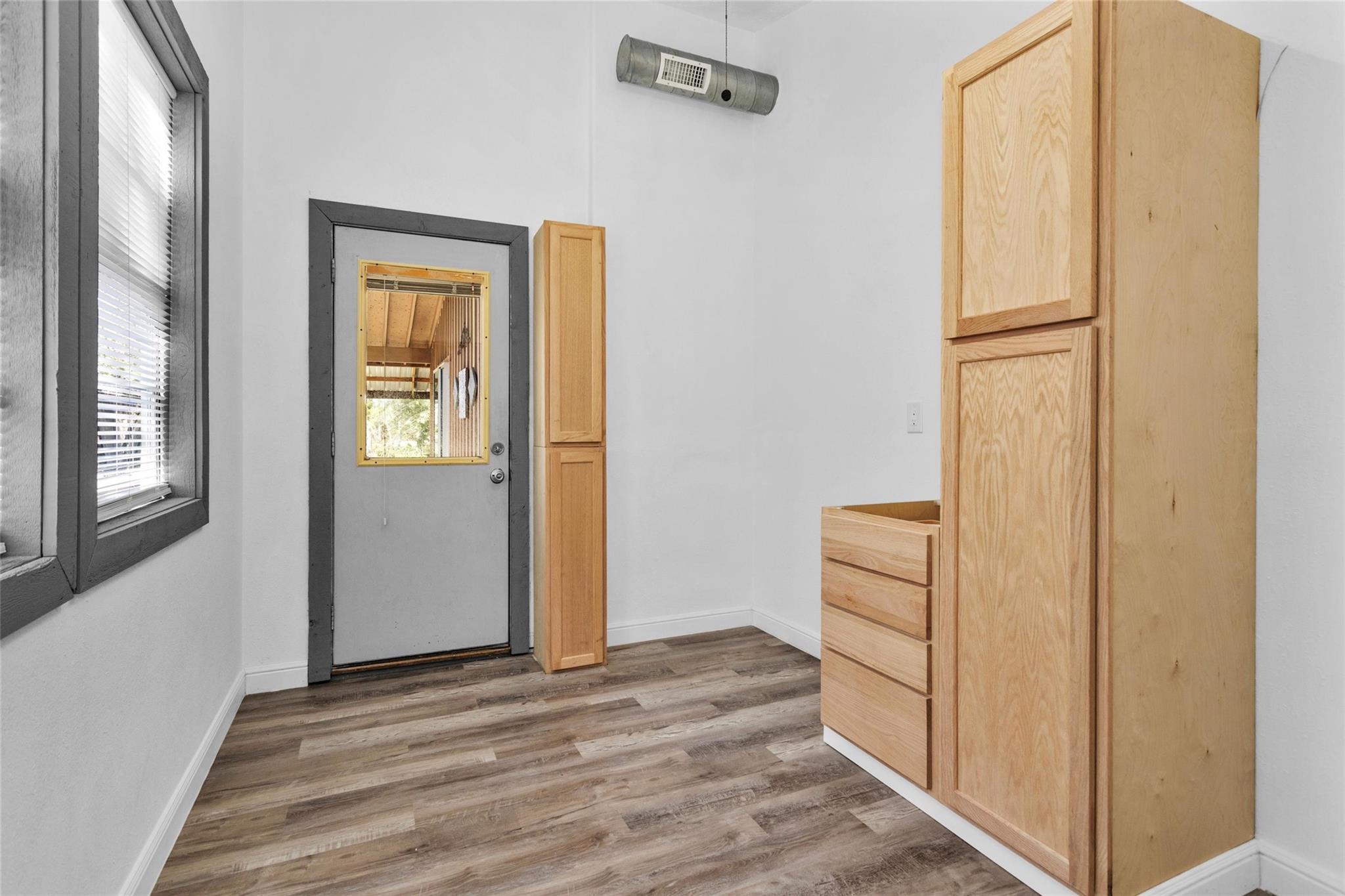 5721 Cessna Drive