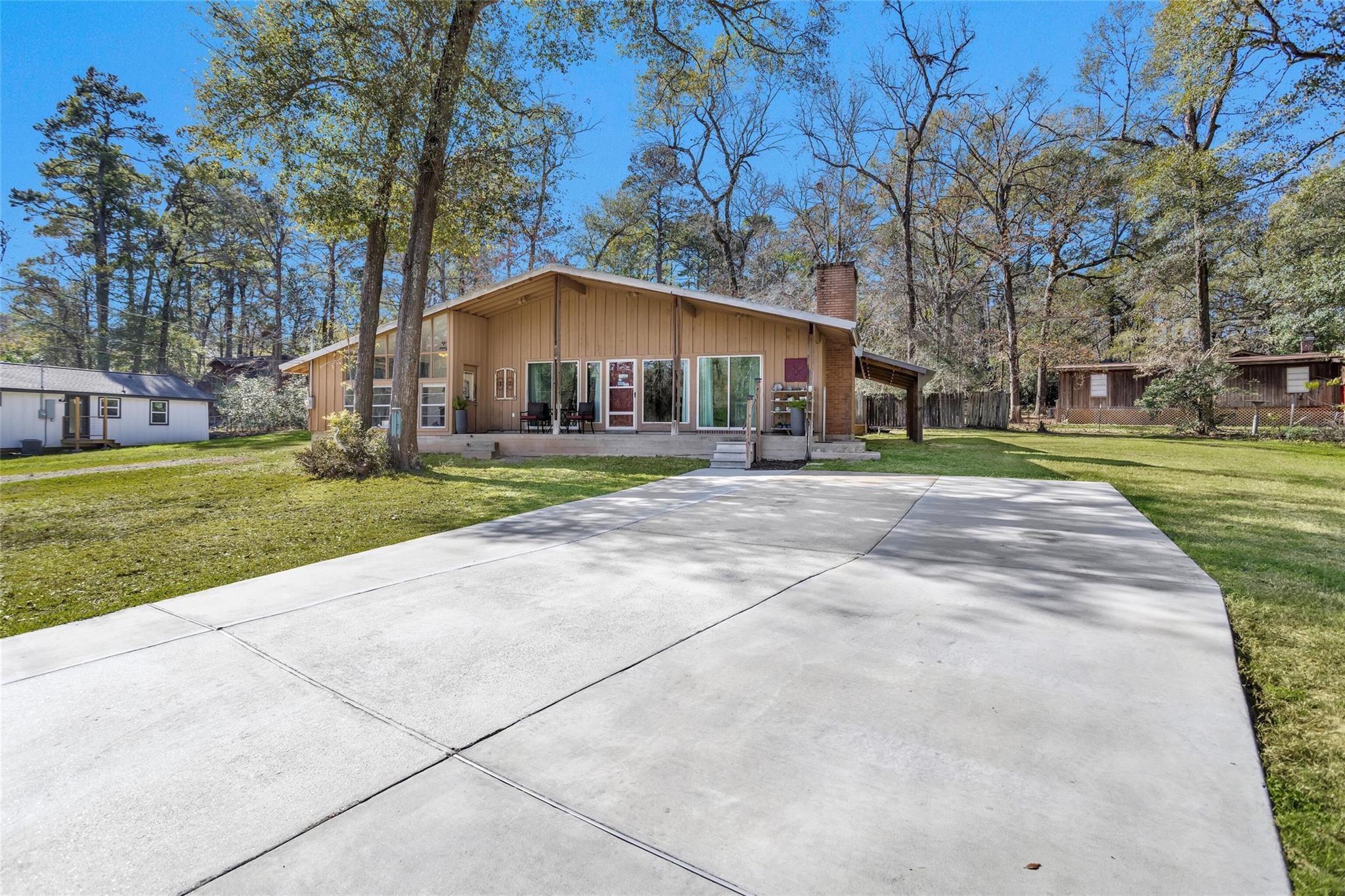 5721 Cessna Drive