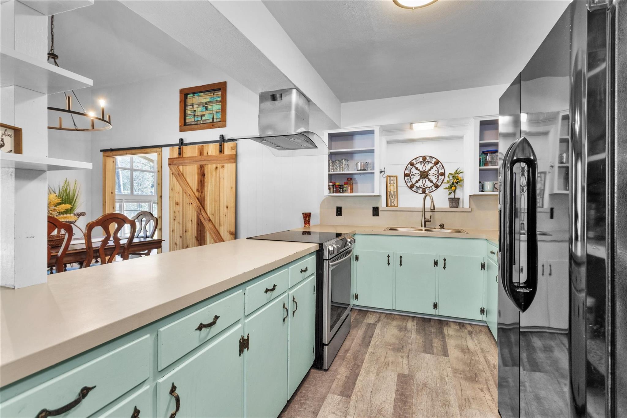 5721 Cessna Drive