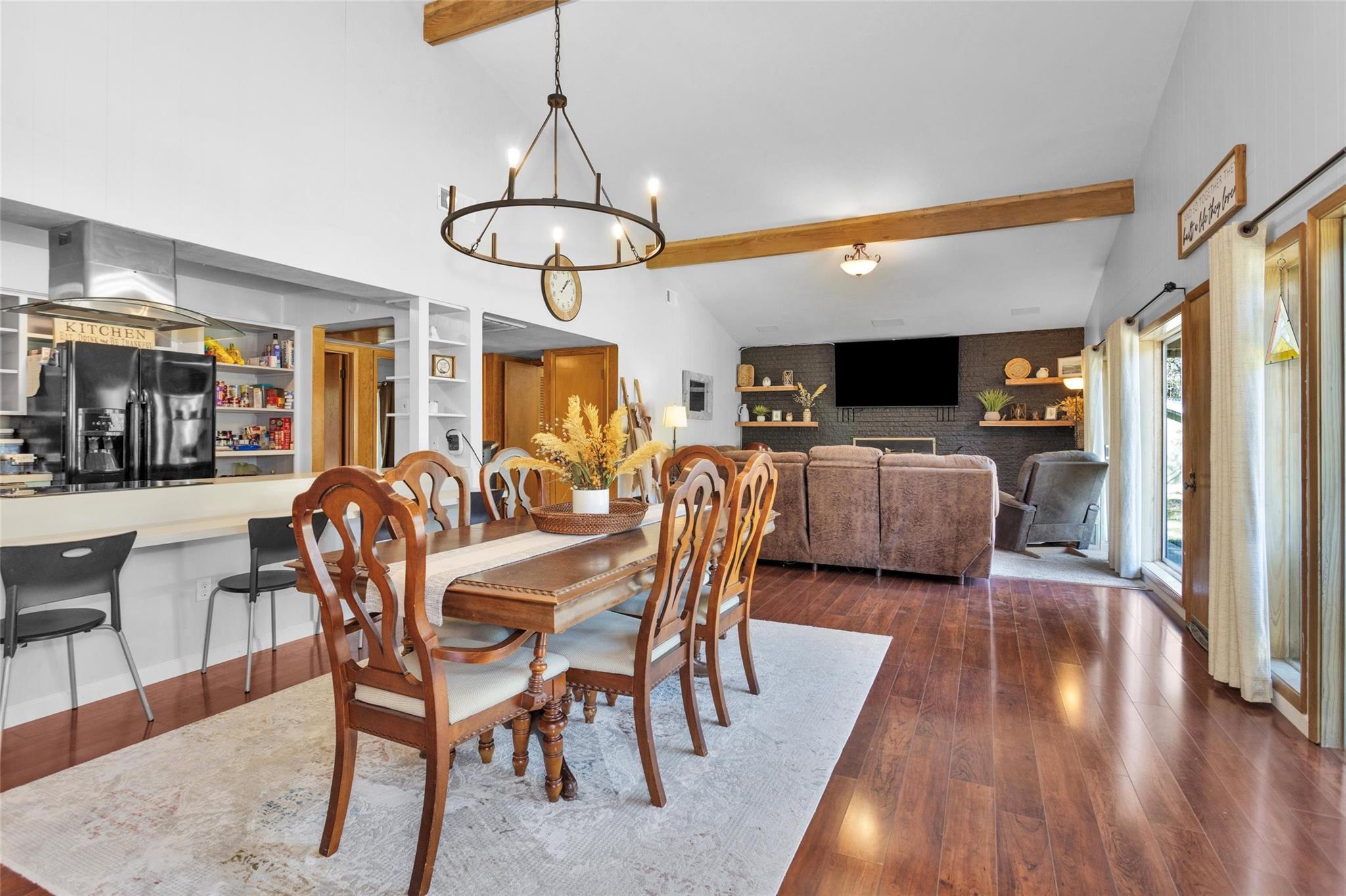 5721 Cessna Drive