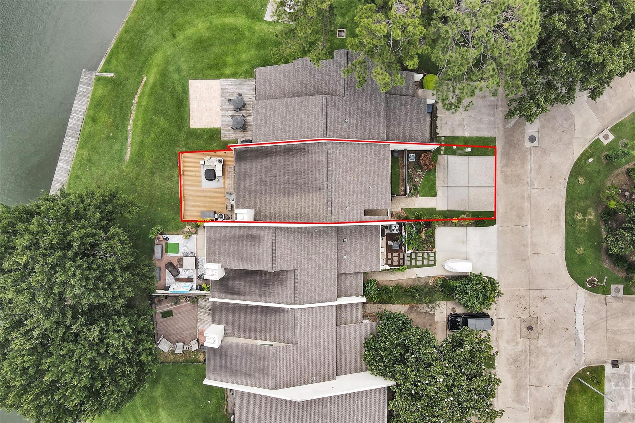 4006 Knollcrest Drive