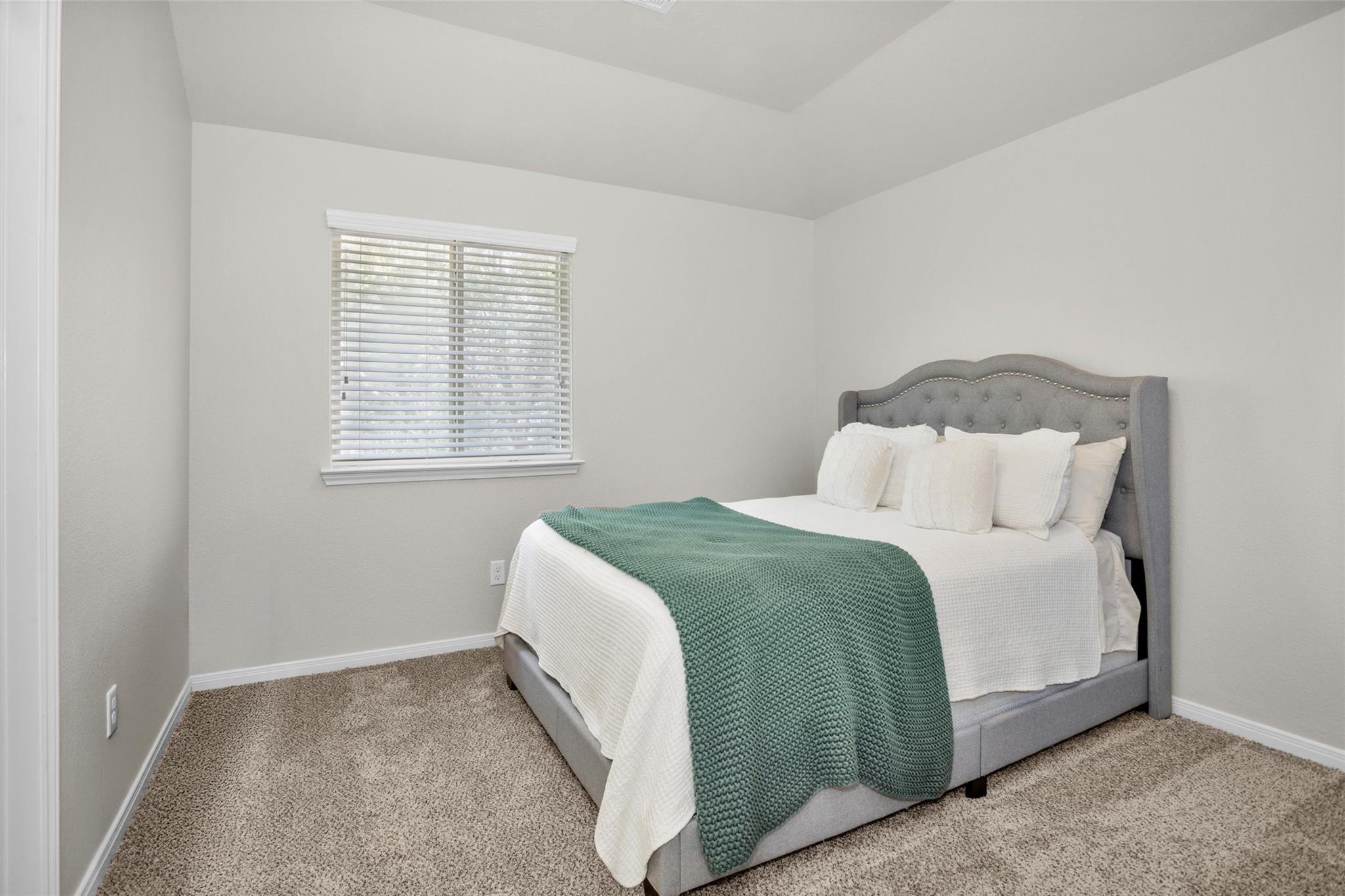 9587 E Woodmark