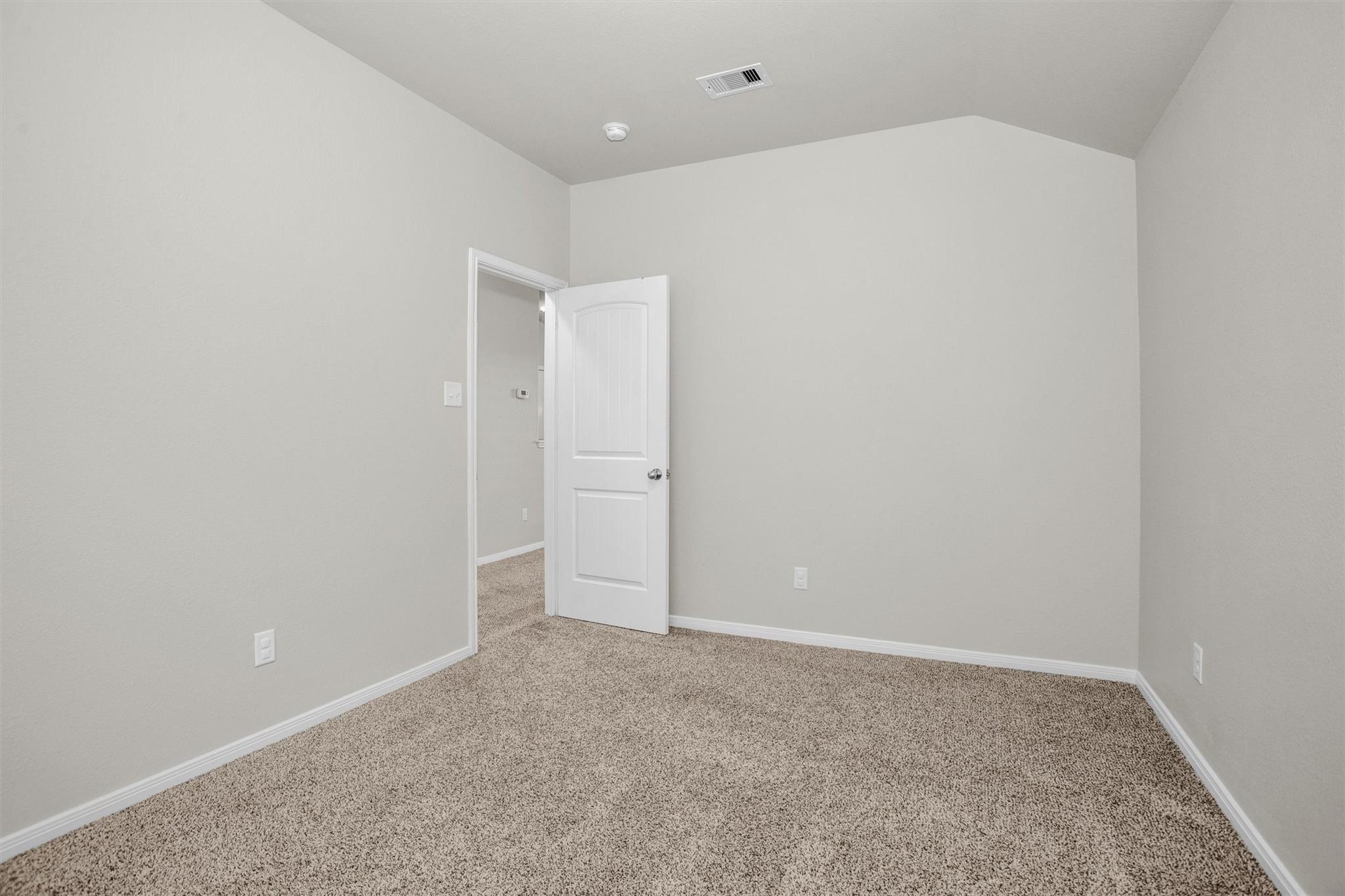 9587 E Woodmark