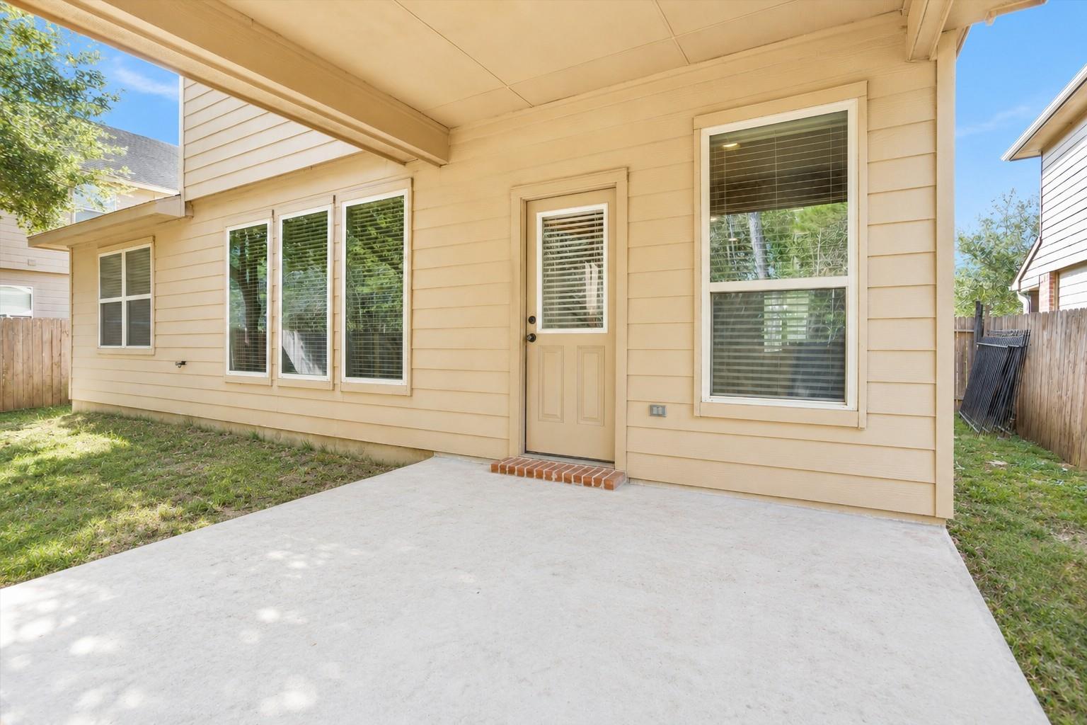 9587 E Woodmark