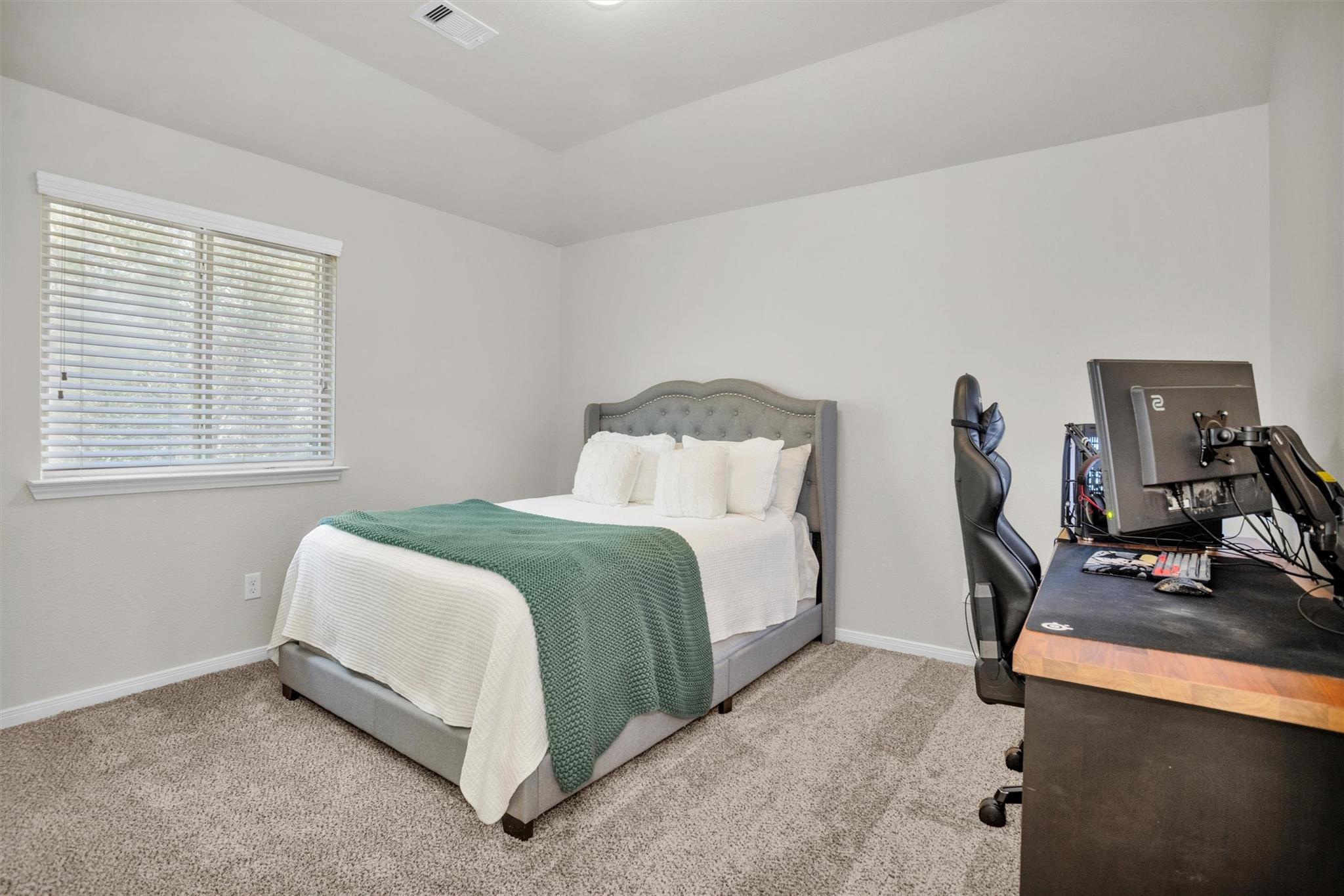 9587 E Woodmark