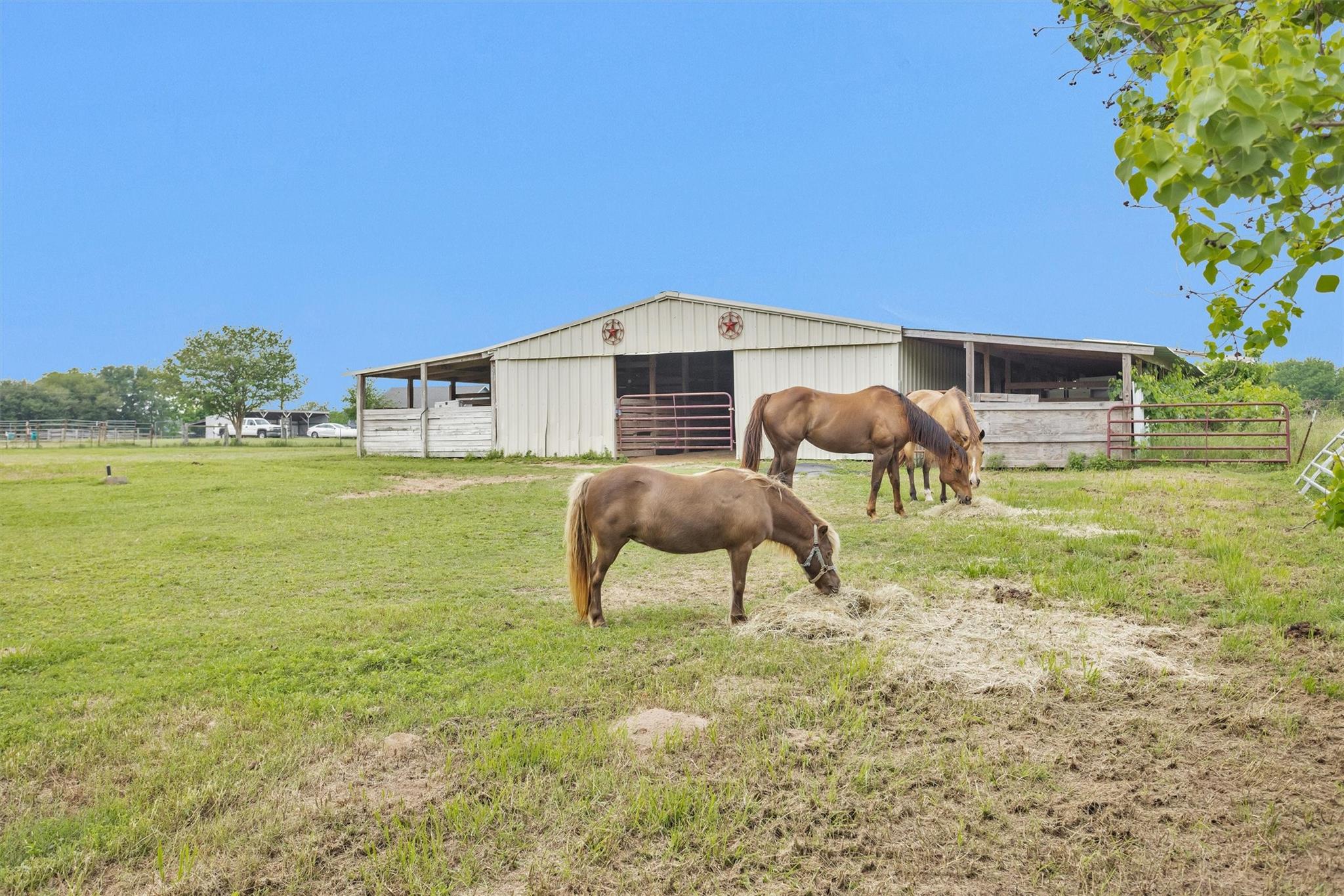 28136 Old Highway 105 W