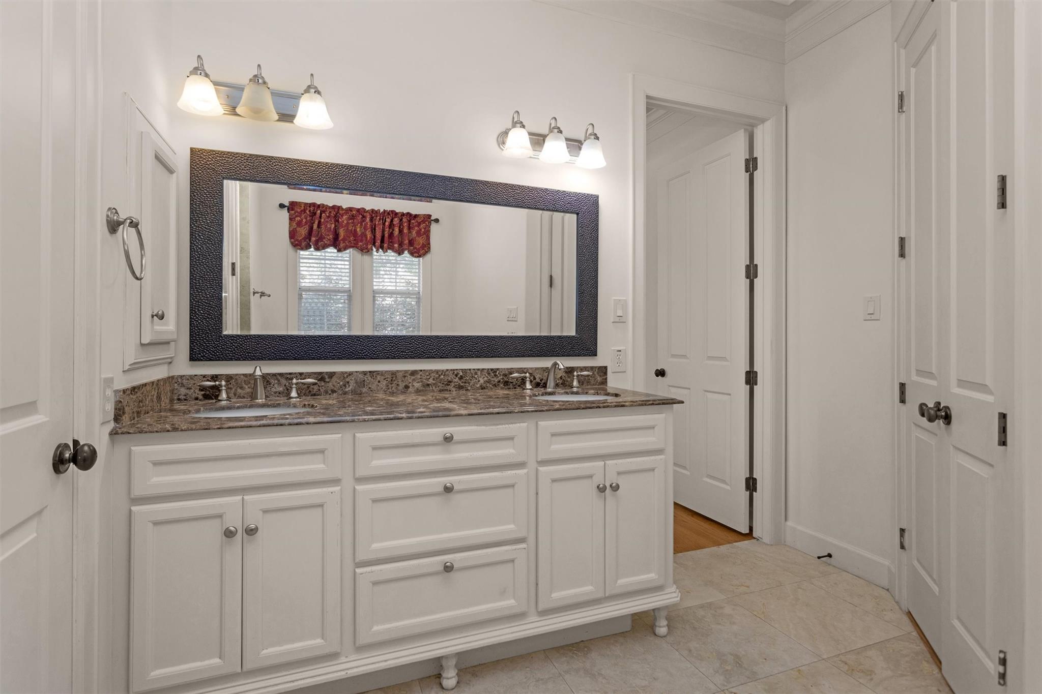 12689 Longmire Way