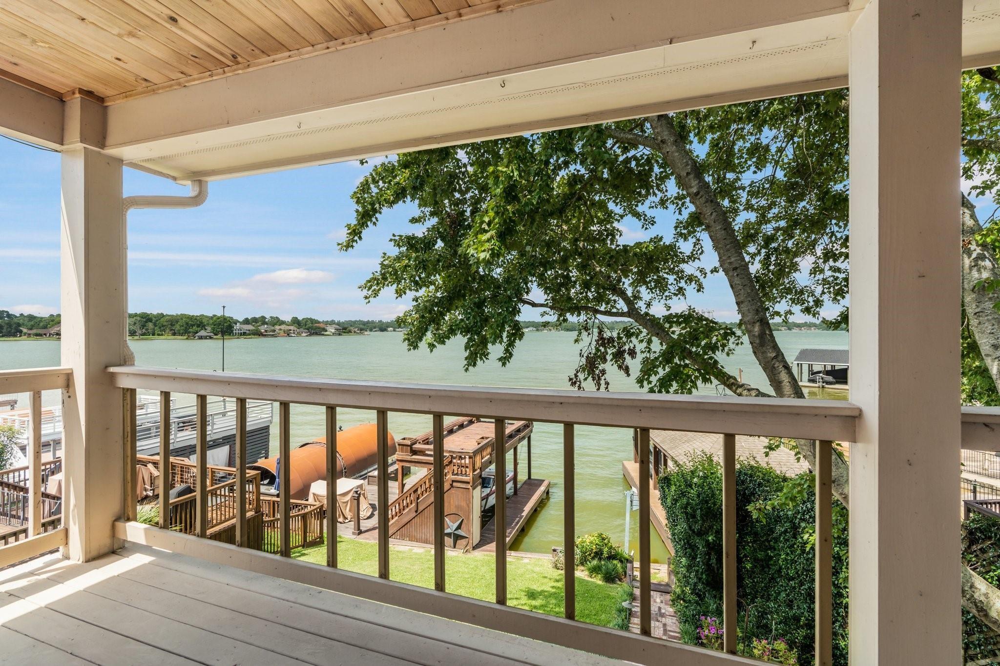 1130 Lake View Drive