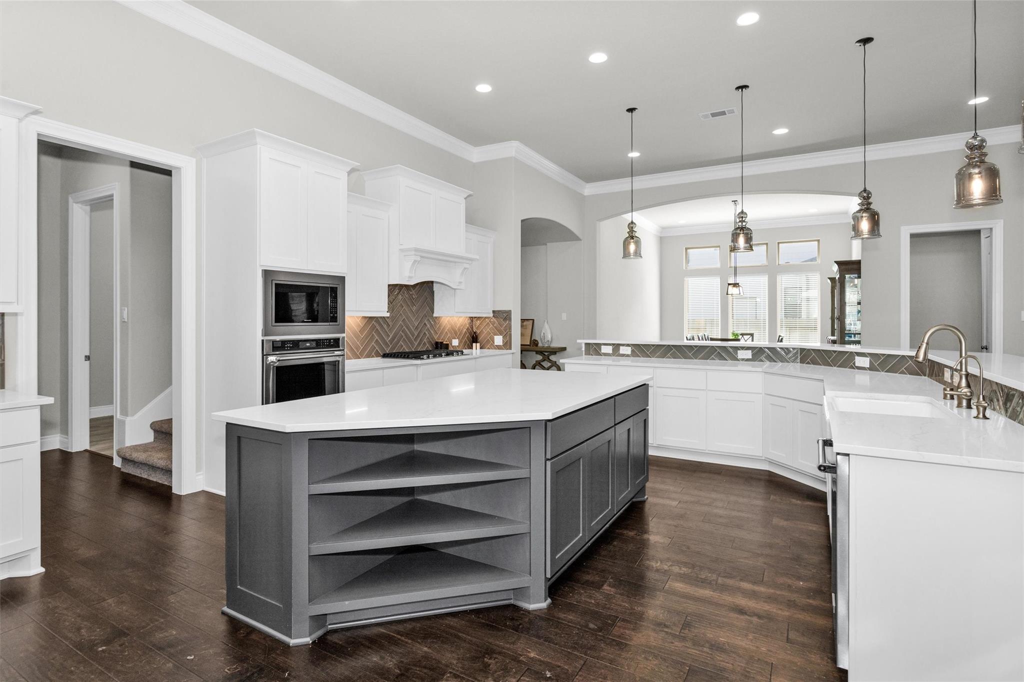 15812 Marigold Morning Street