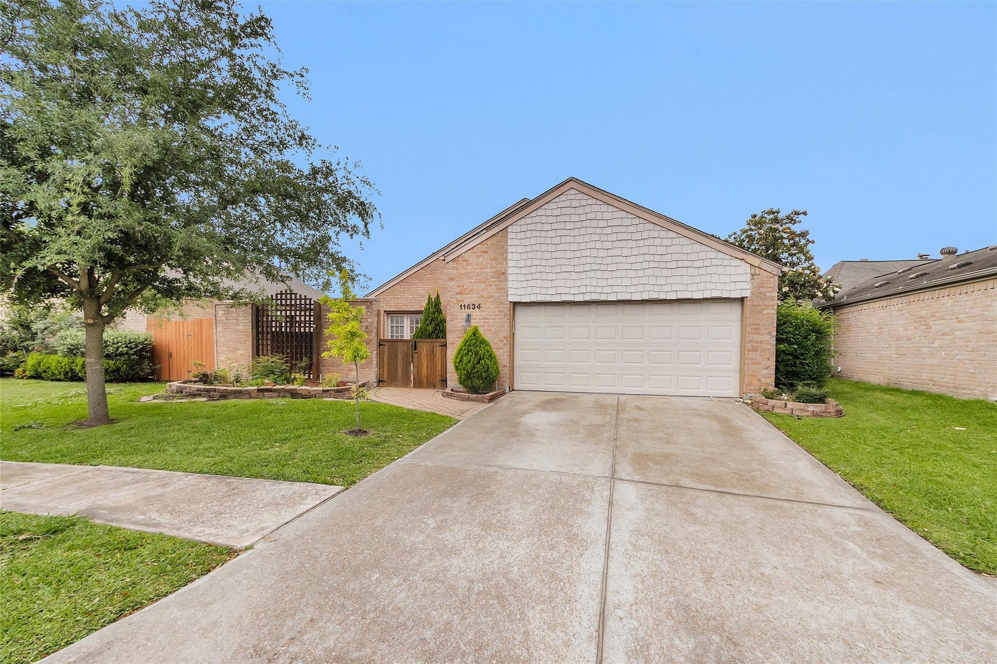 11634 Southlake Drive