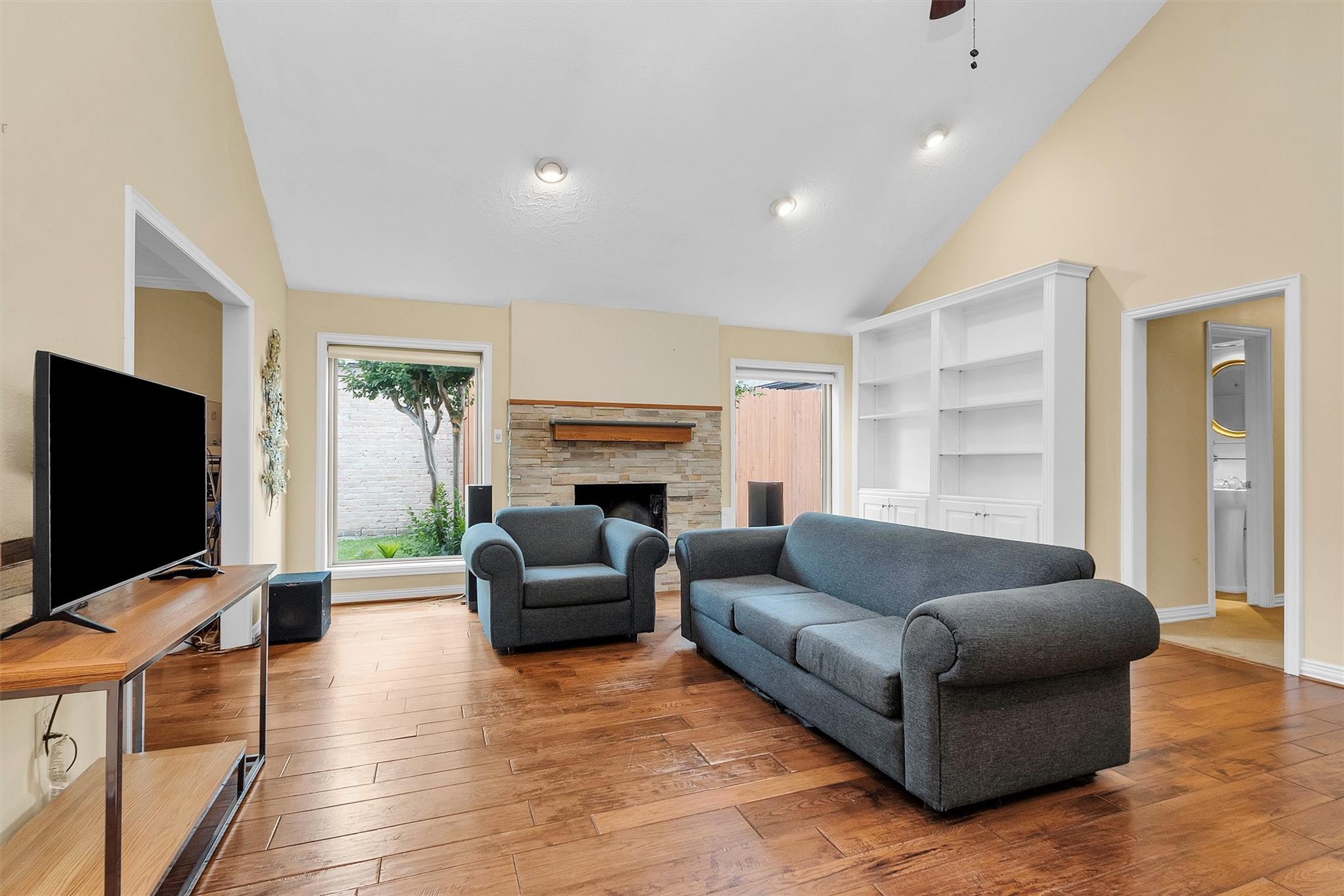 11634 Southlake Drive