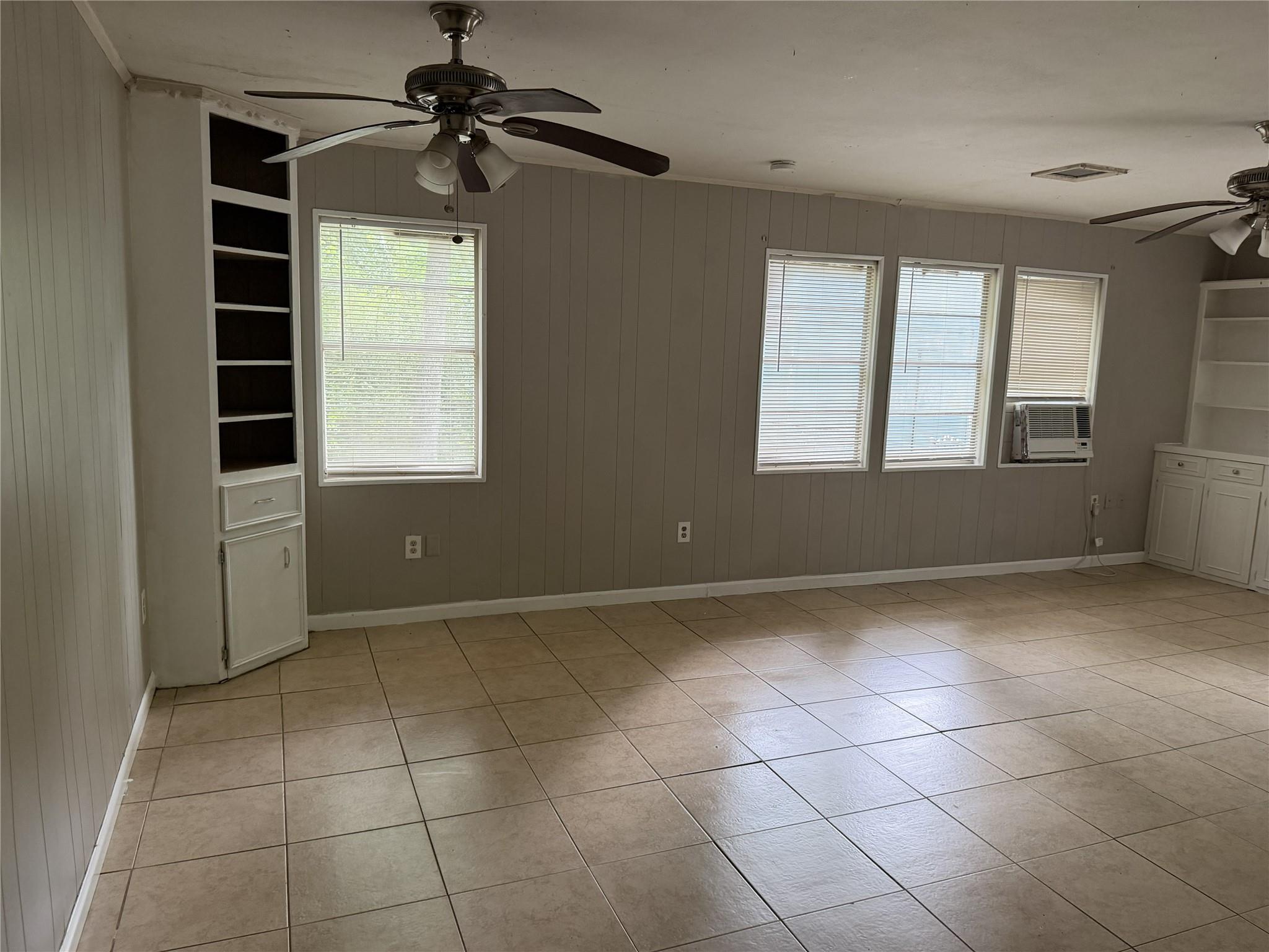 5764 Cessna Drive