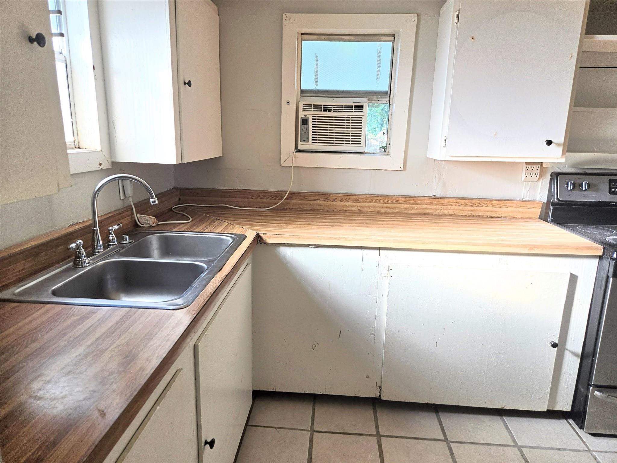 702 Saint Lawrence River Road