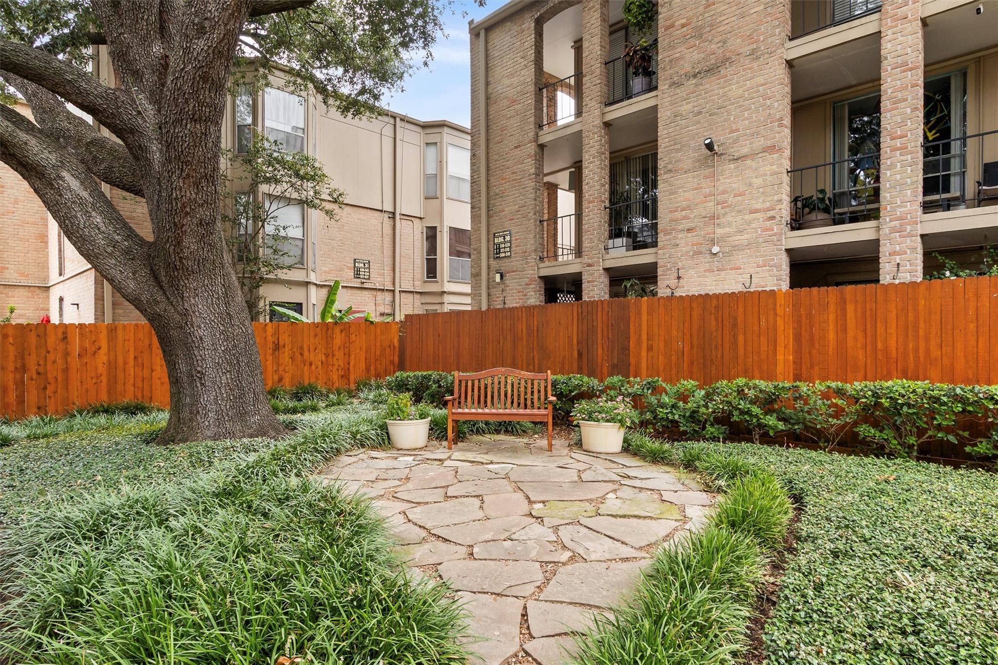 4635 Wild Indigo Street # 512