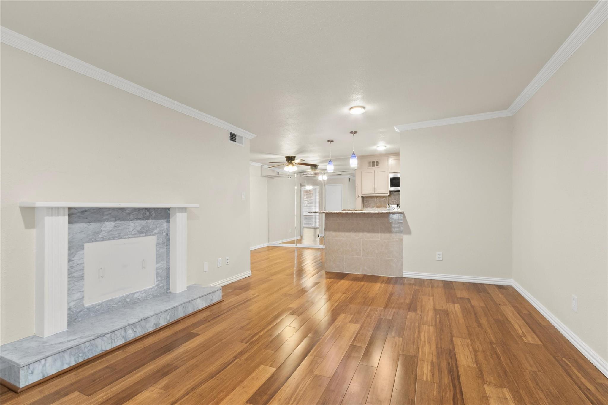 4635 Wild Indigo Street # 512