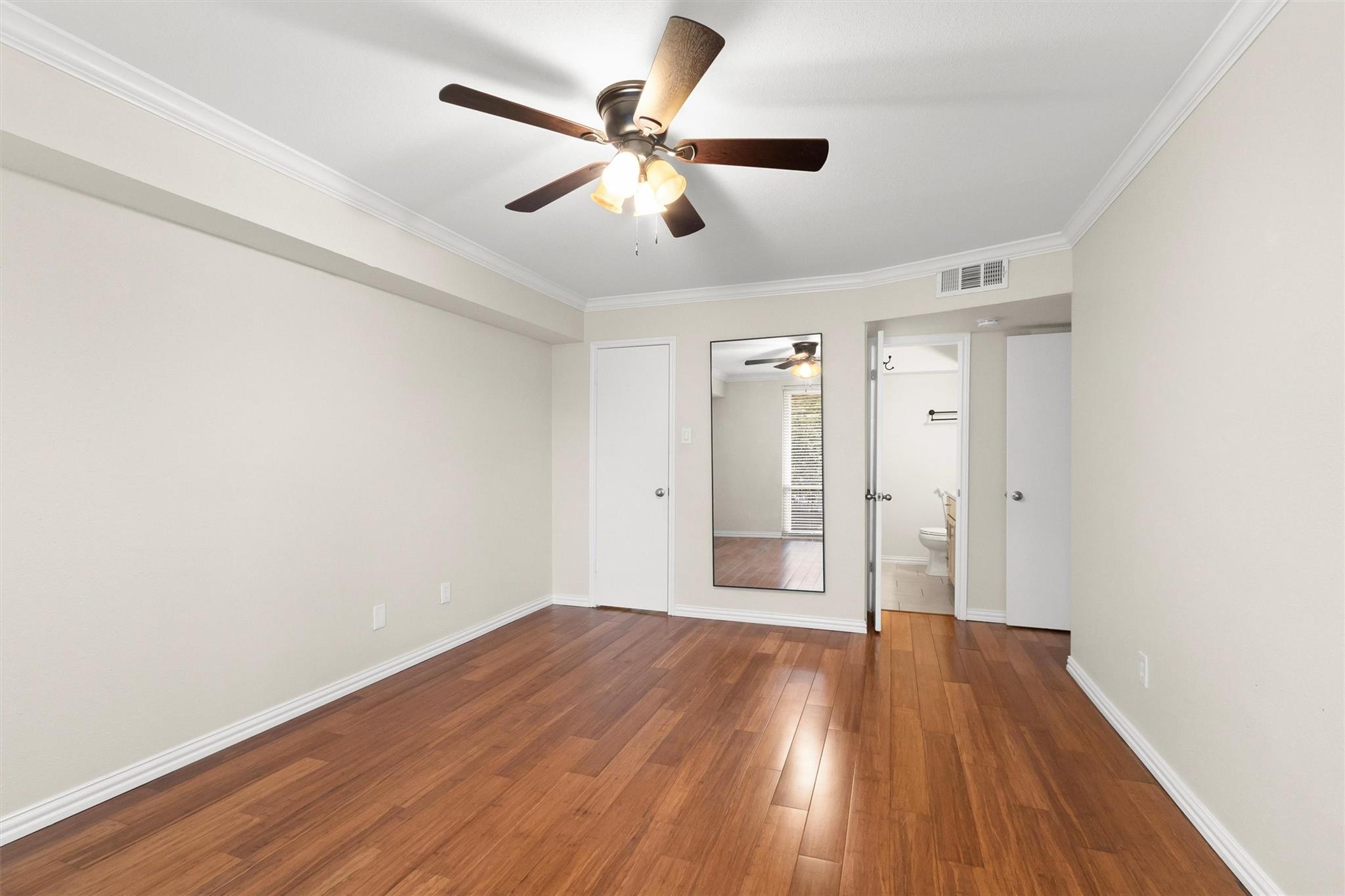 4635 Wild Indigo Street # 512