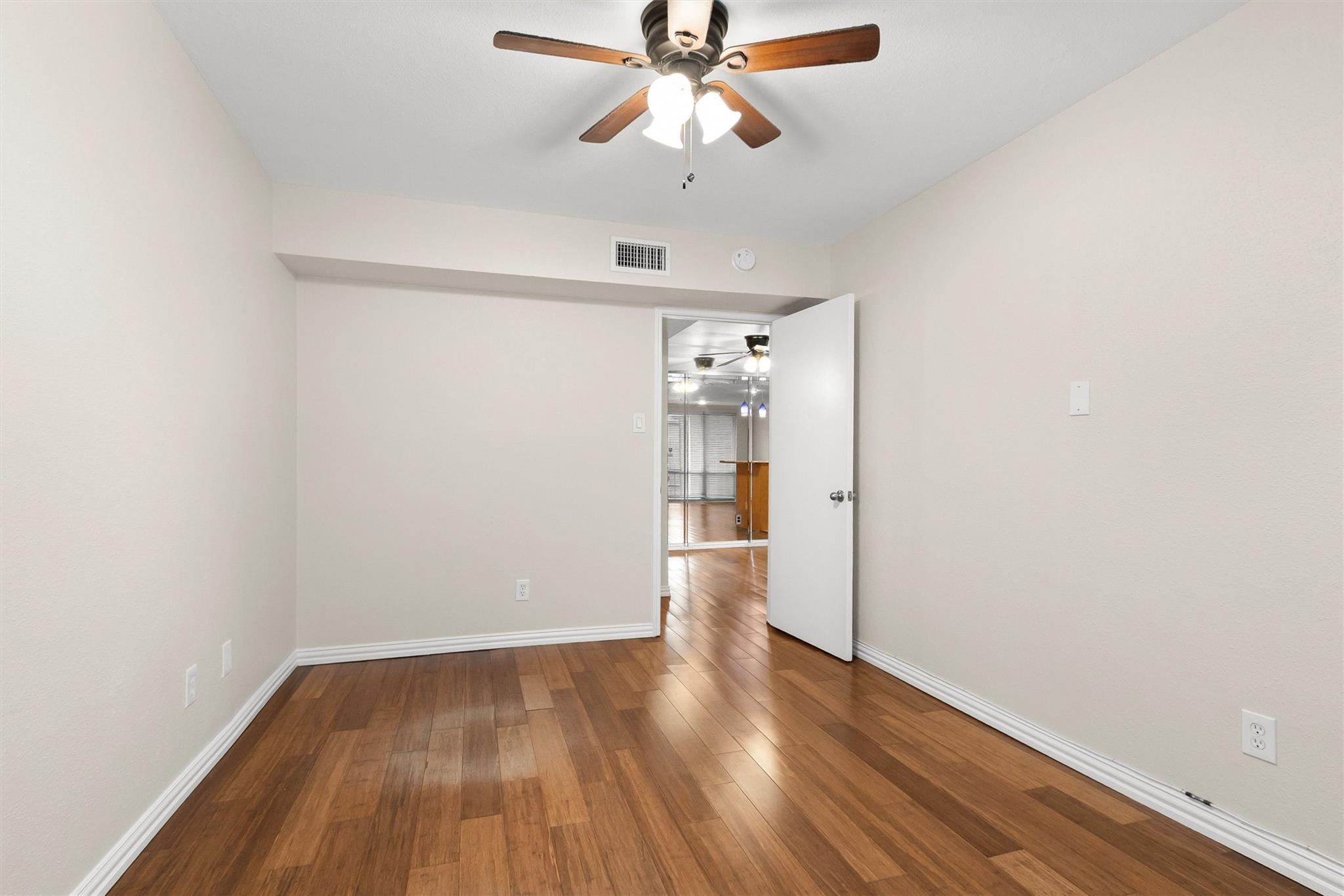 4635 Wild Indigo Street # 512