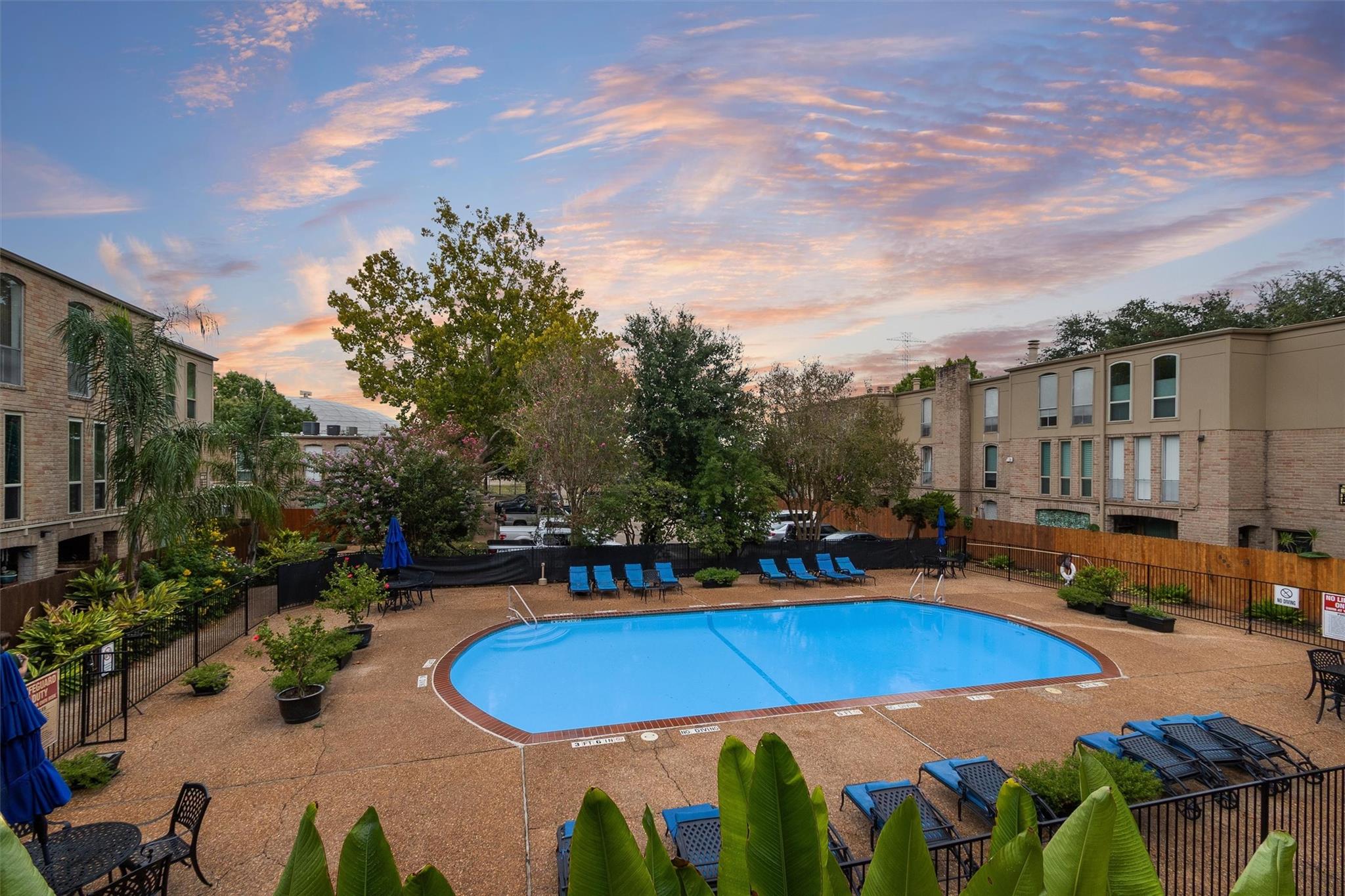 4635 Wild Indigo Street # 512