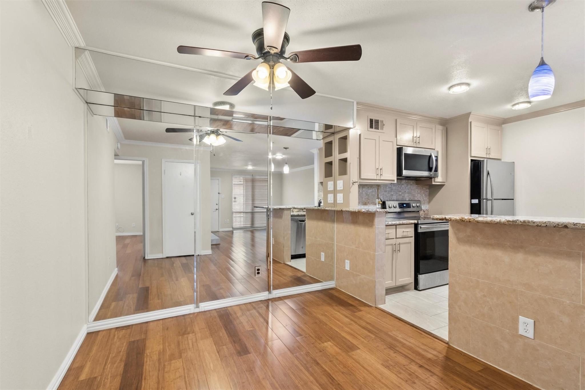 4635 Wild Indigo Street # 512