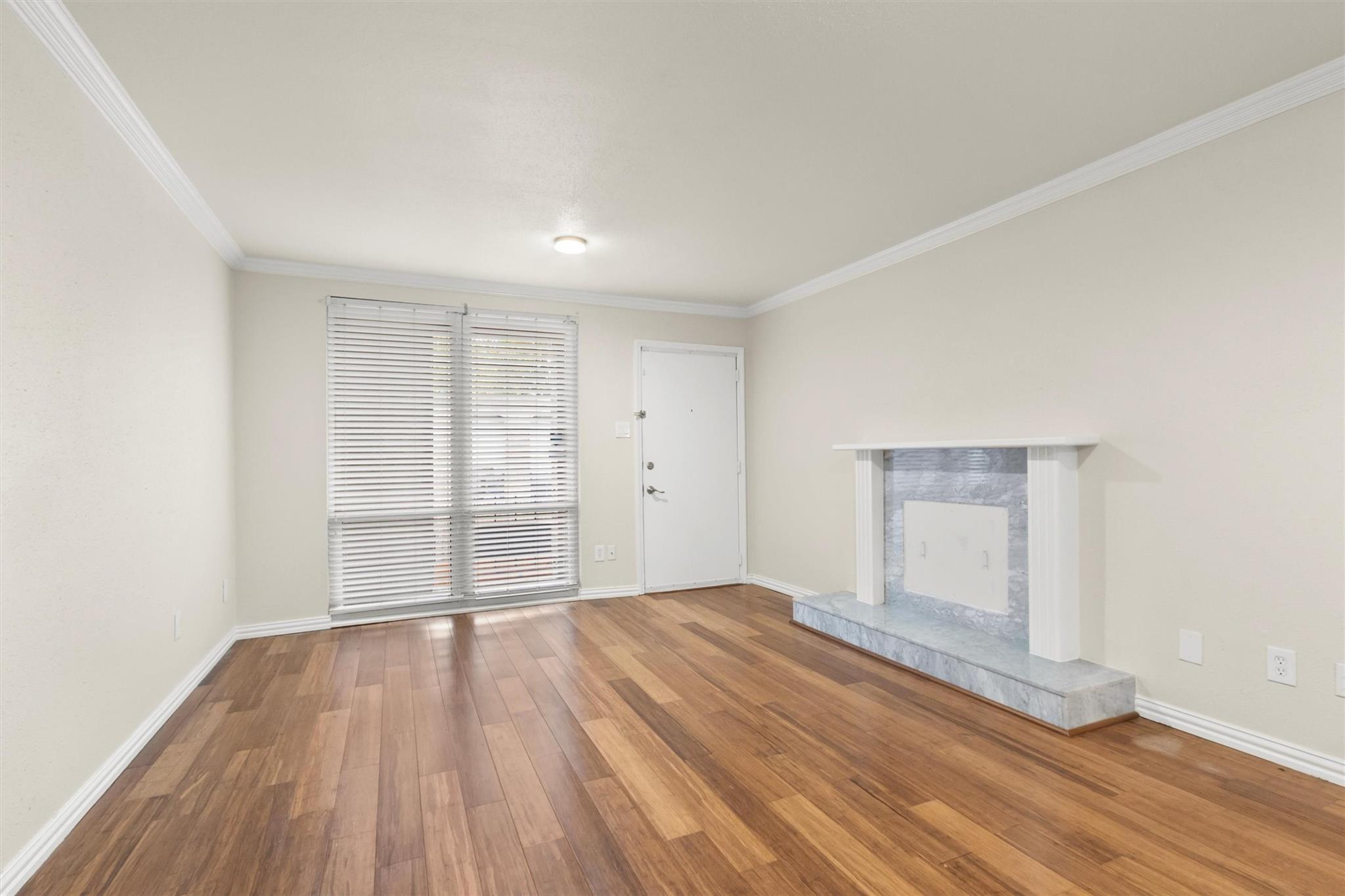 4635 Wild Indigo Street # 512