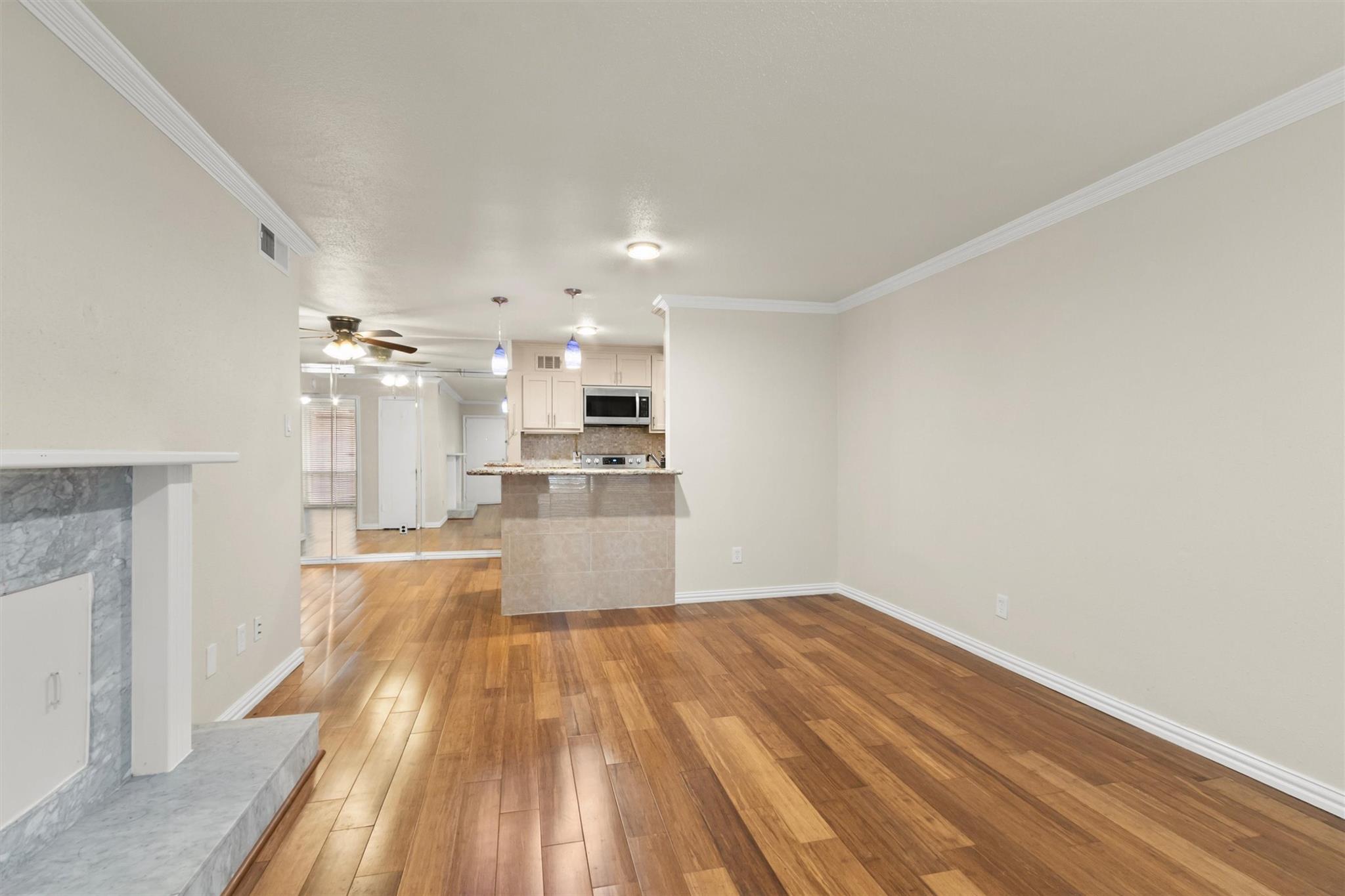4635 Wild Indigo Street # 512