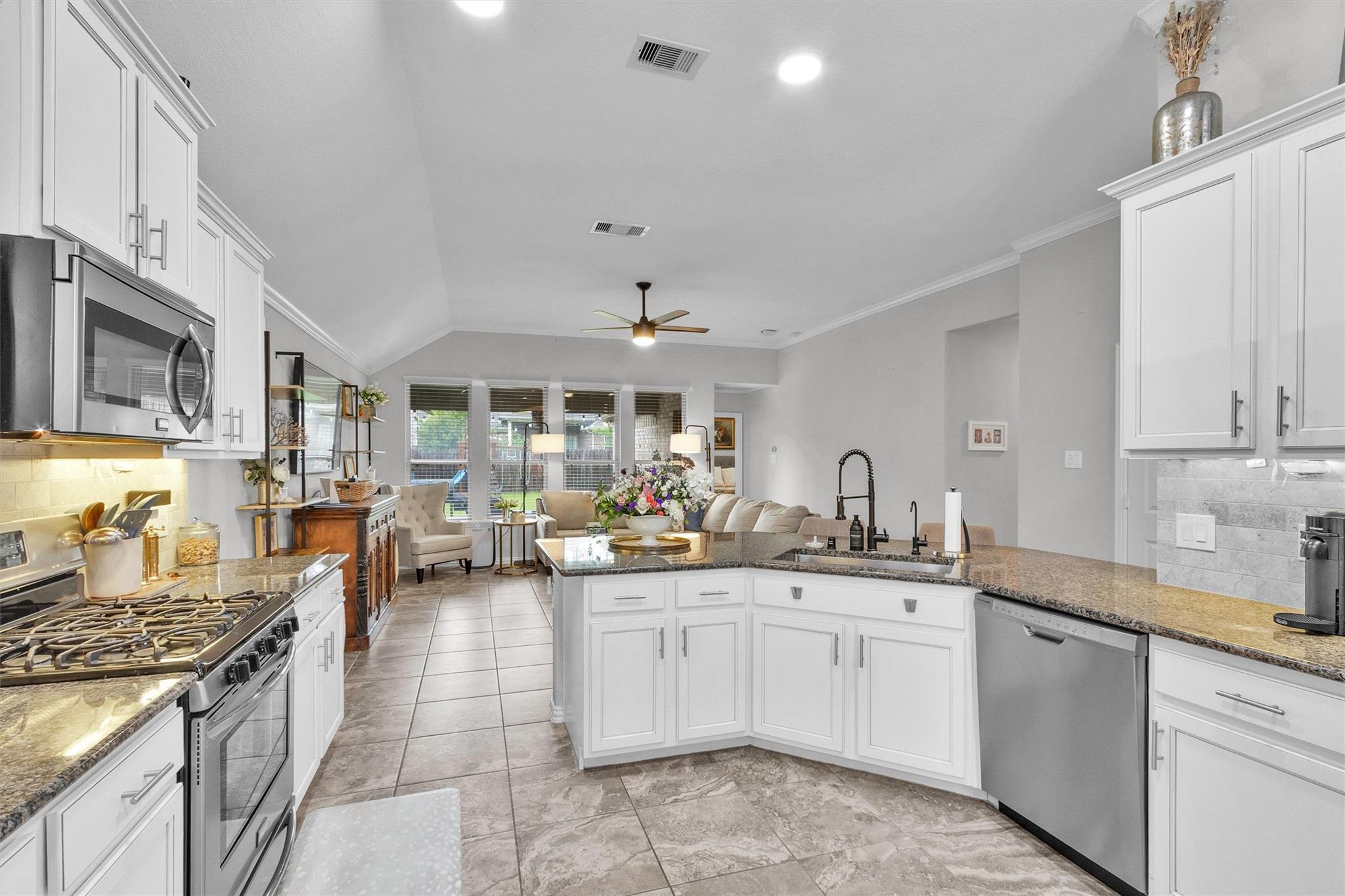 2116 Moss Creek Lane