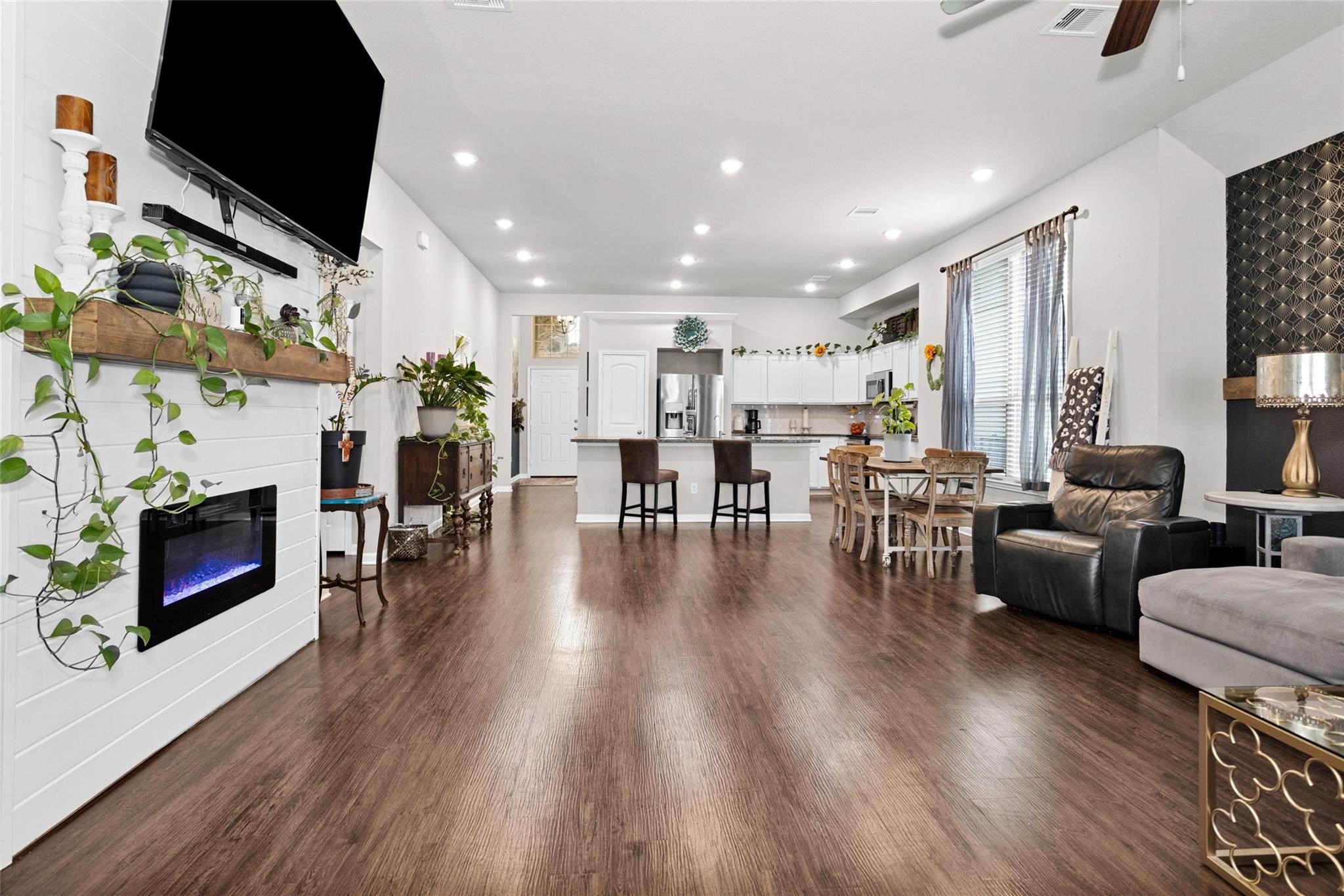 313 Brocks Court
