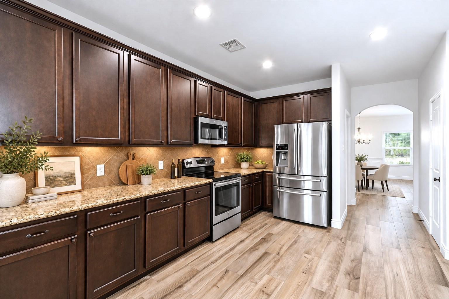9115 Bush Buck Lane