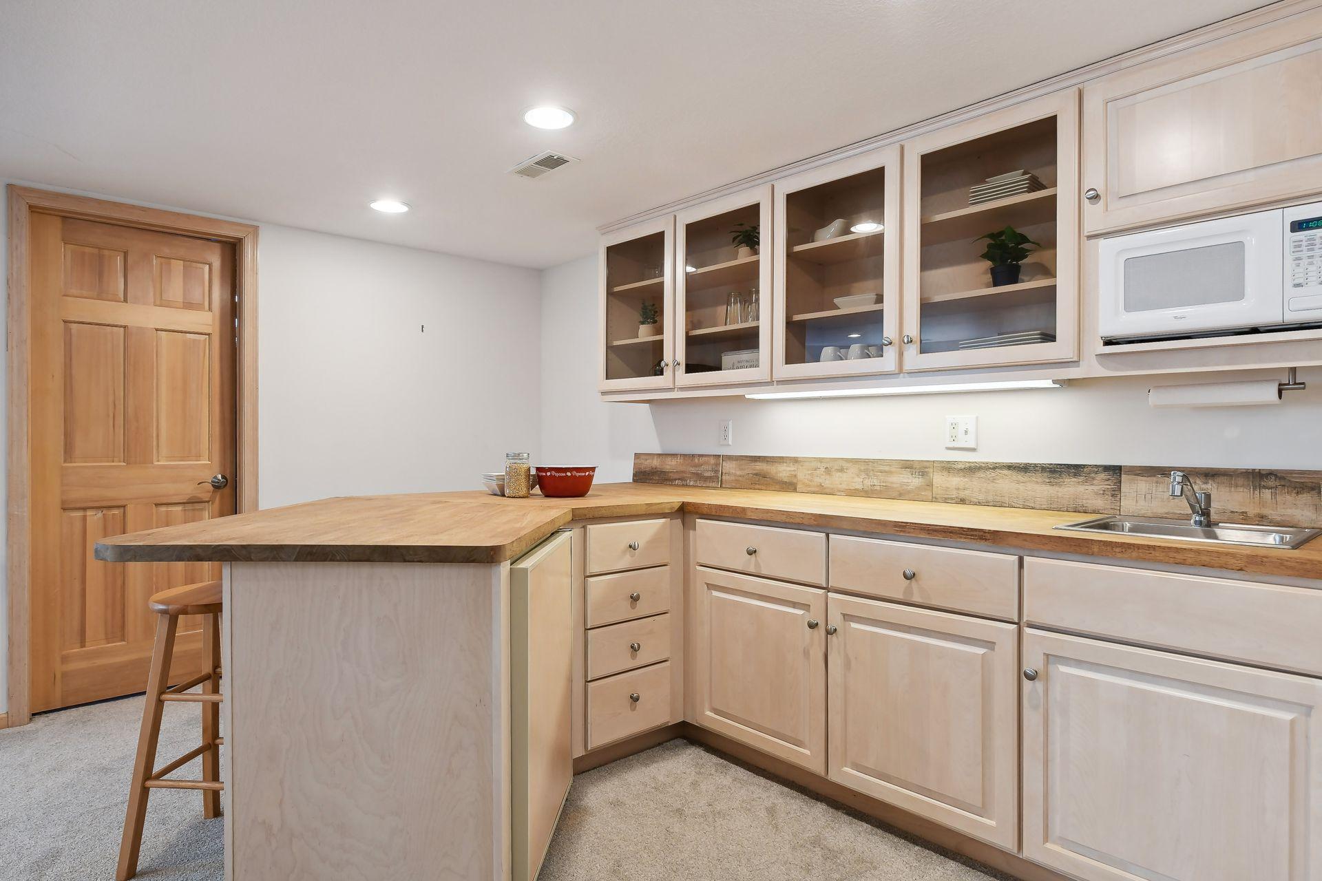 17987 Clear Spring Lane
