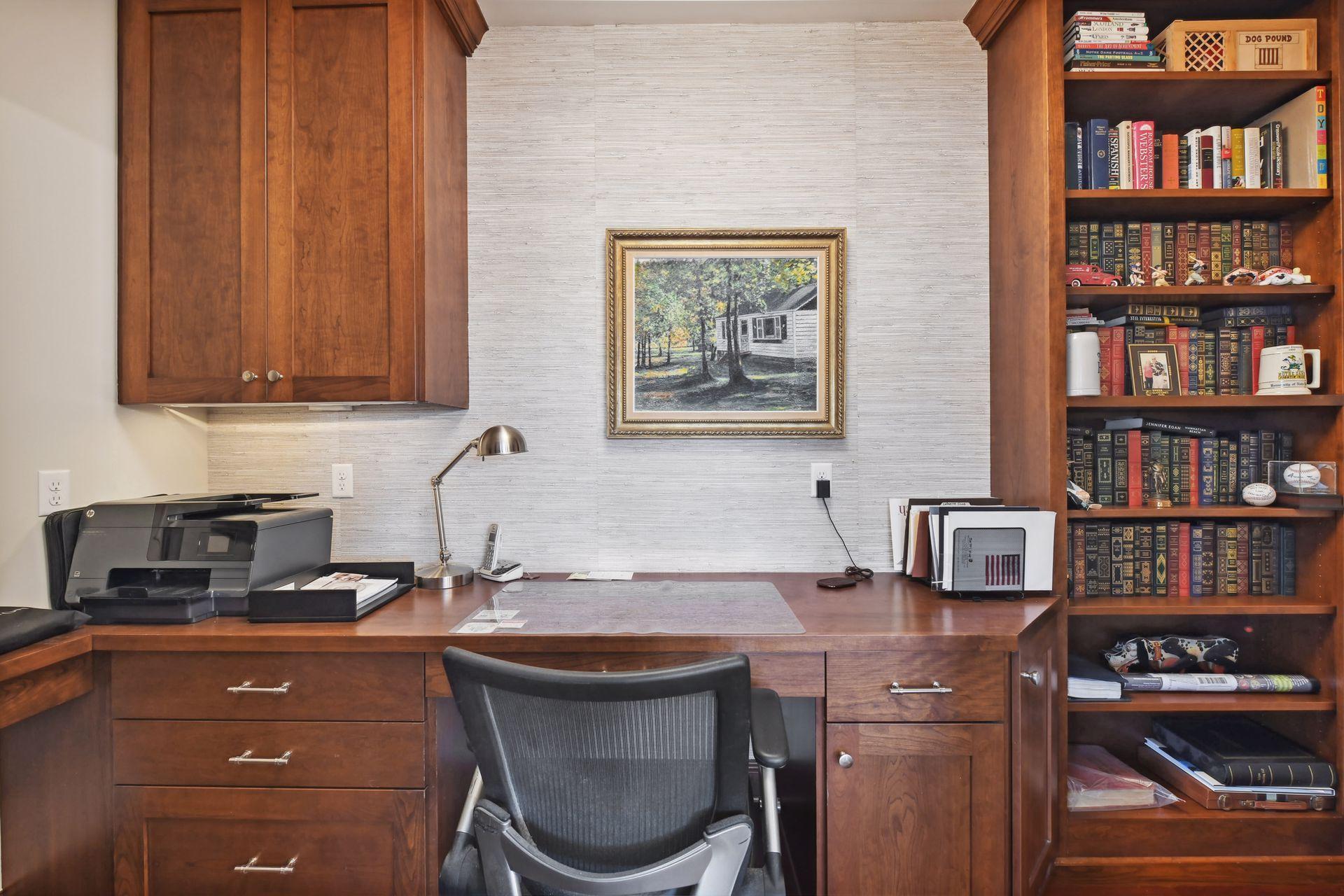 875 Lake Street N Unit: 301