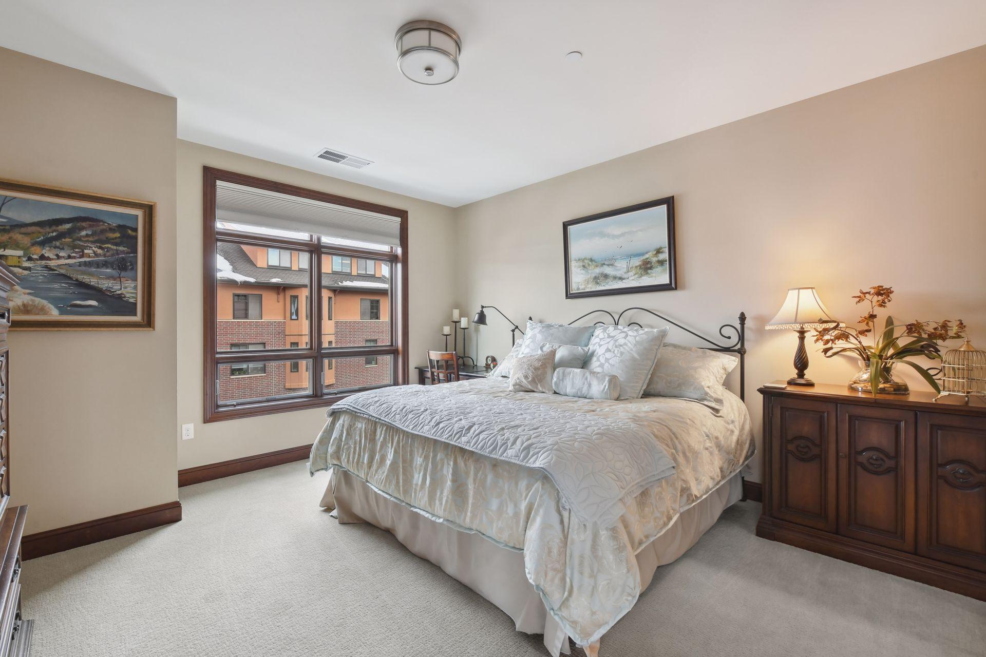 875 Lake Street N Unit: 301