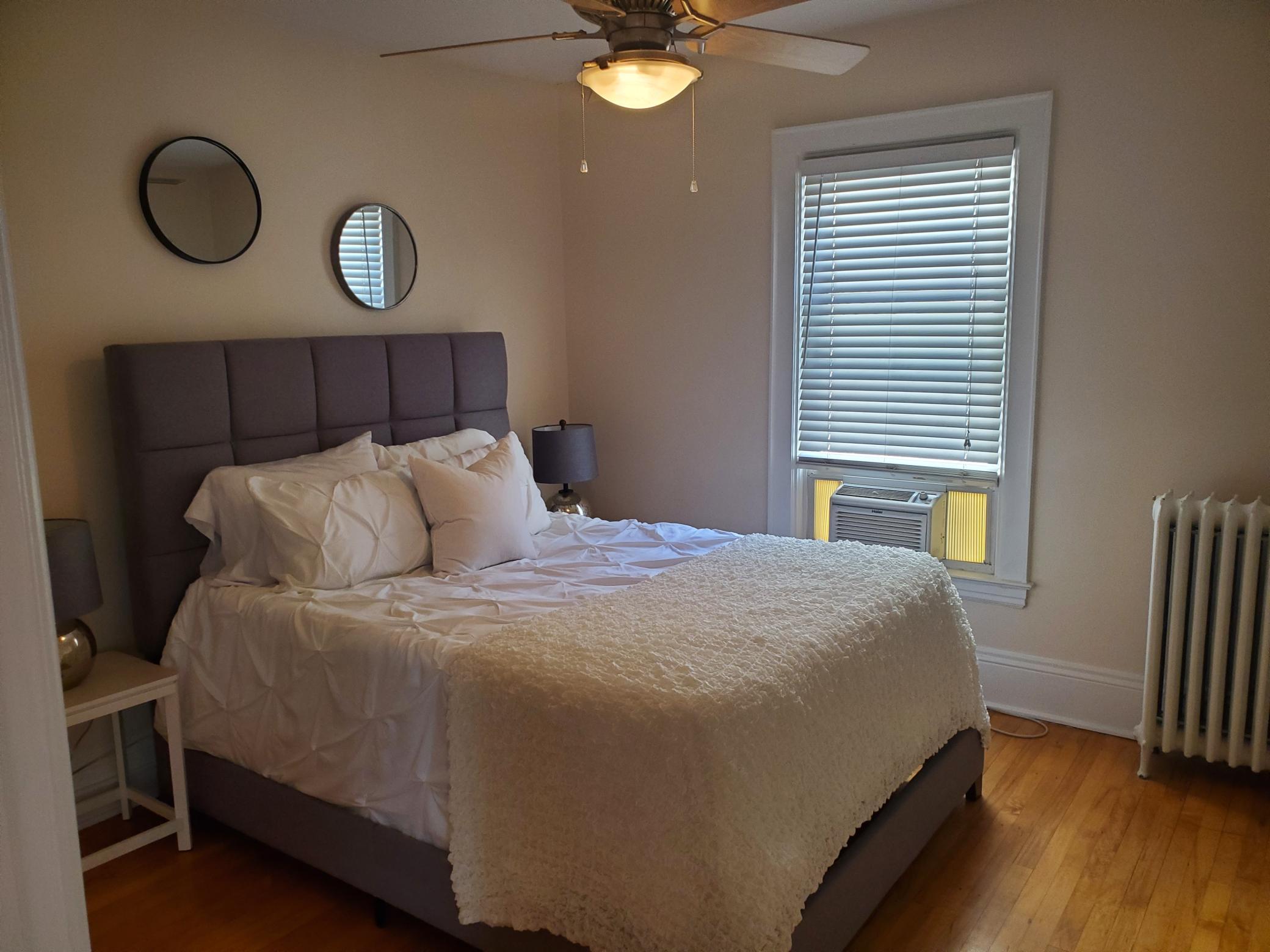 2011 Emerson Avenue S Unit: 201