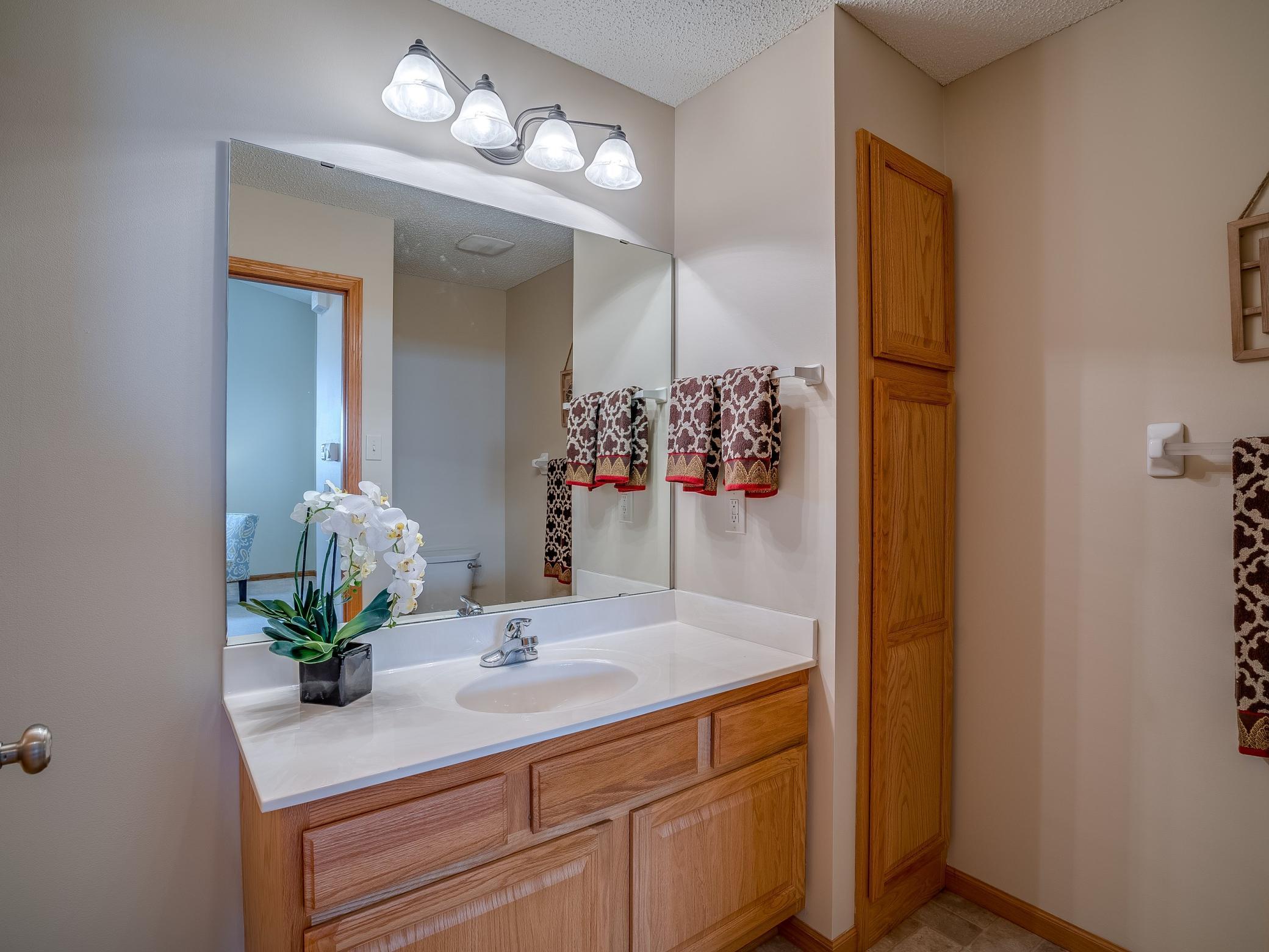 7398 Kahler Circle NE