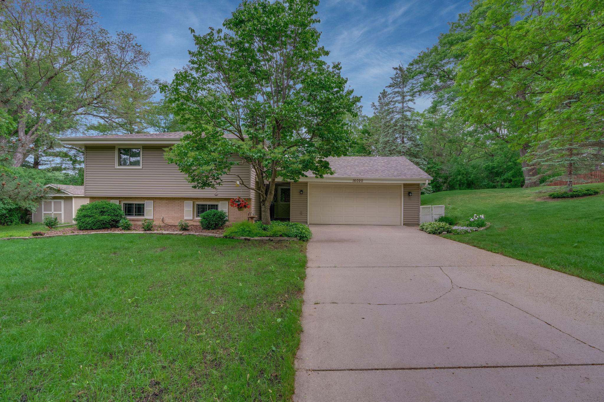 16020 Temple Lane