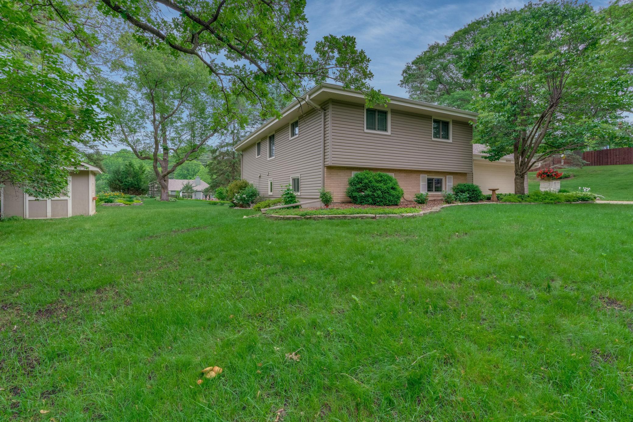 16020 Temple Lane