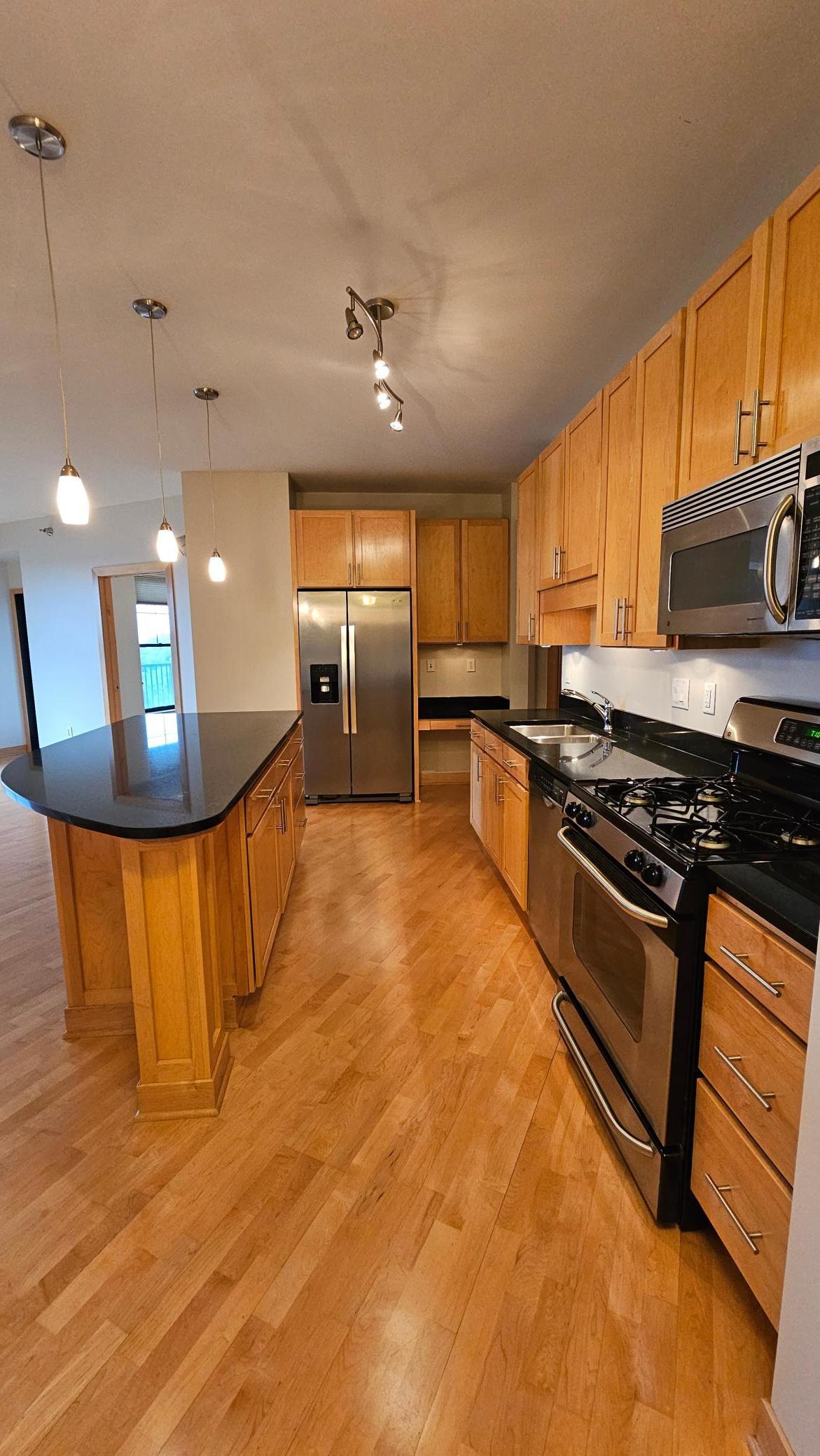 317 Groveland Avenue Unit: 514