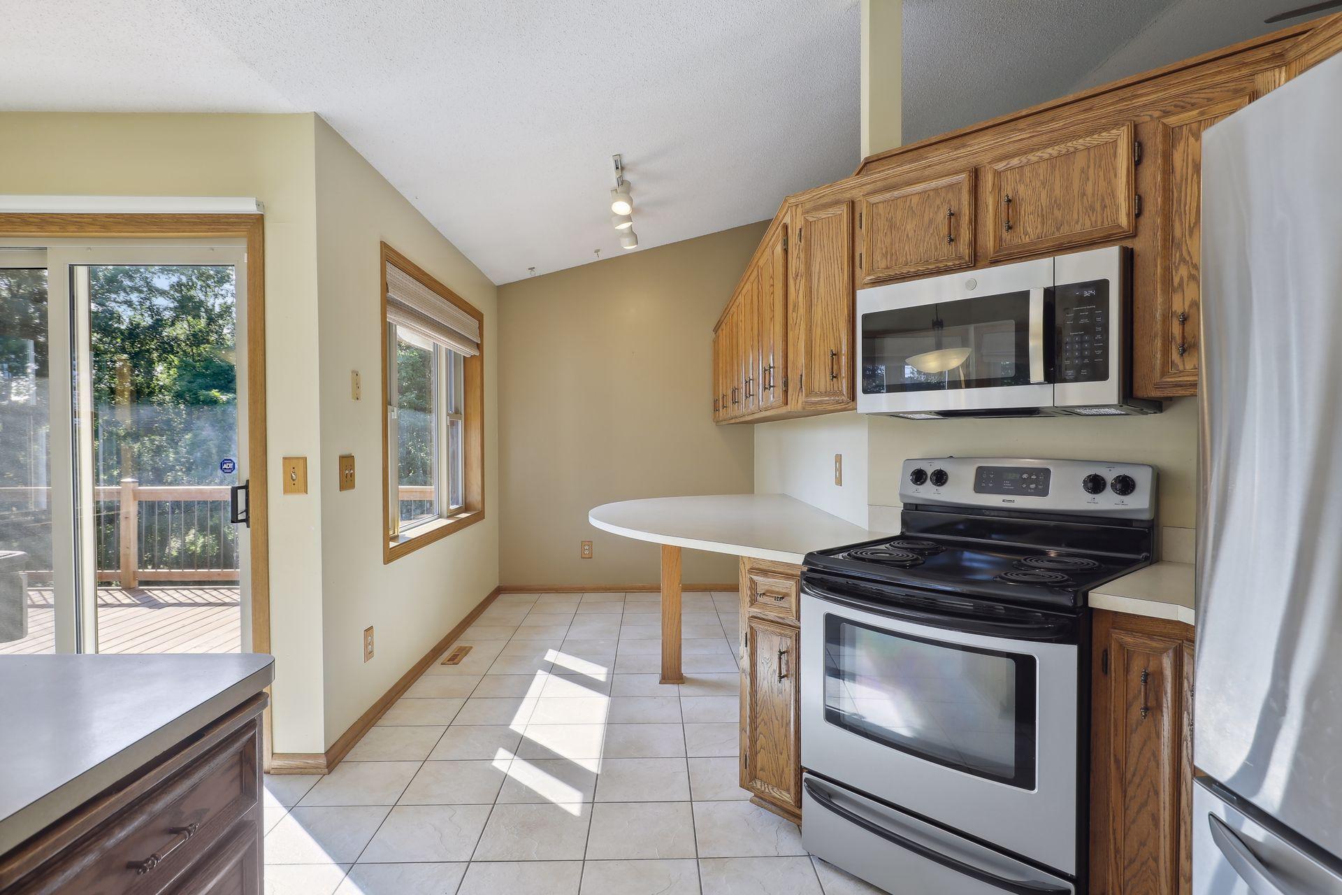 4394 Livingston Drive