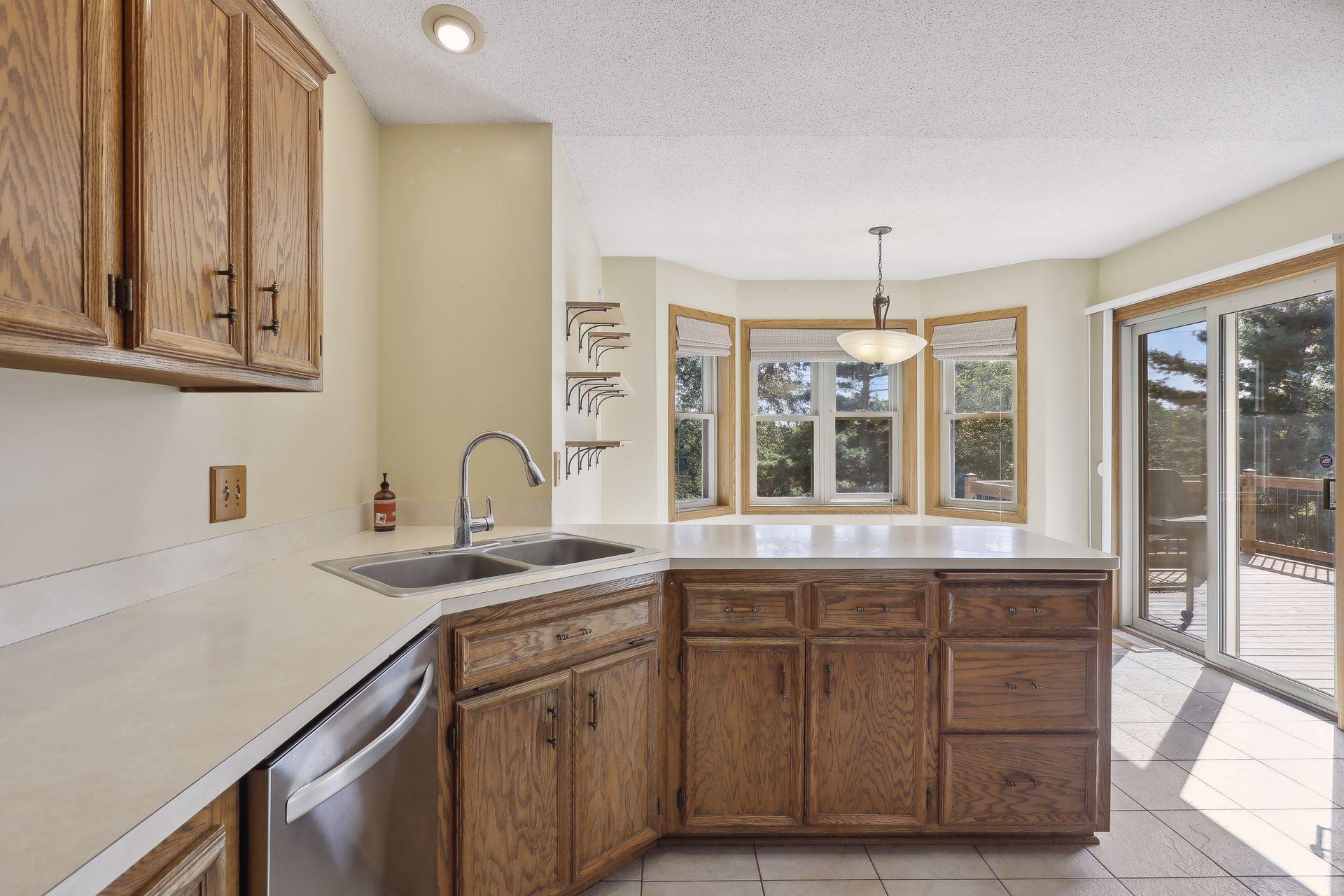 4394 Livingston Drive