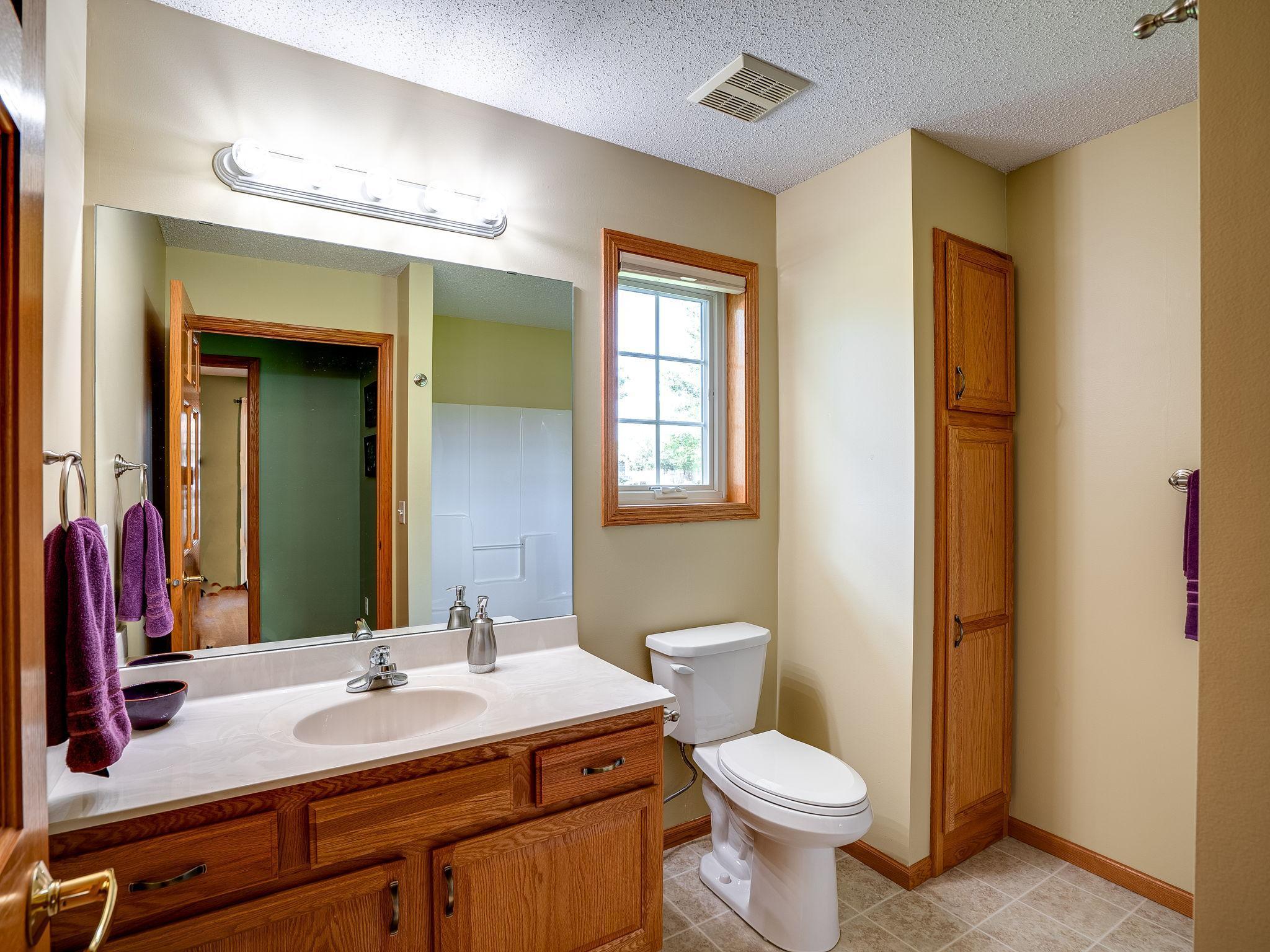 7758 Palisades Avenue NE