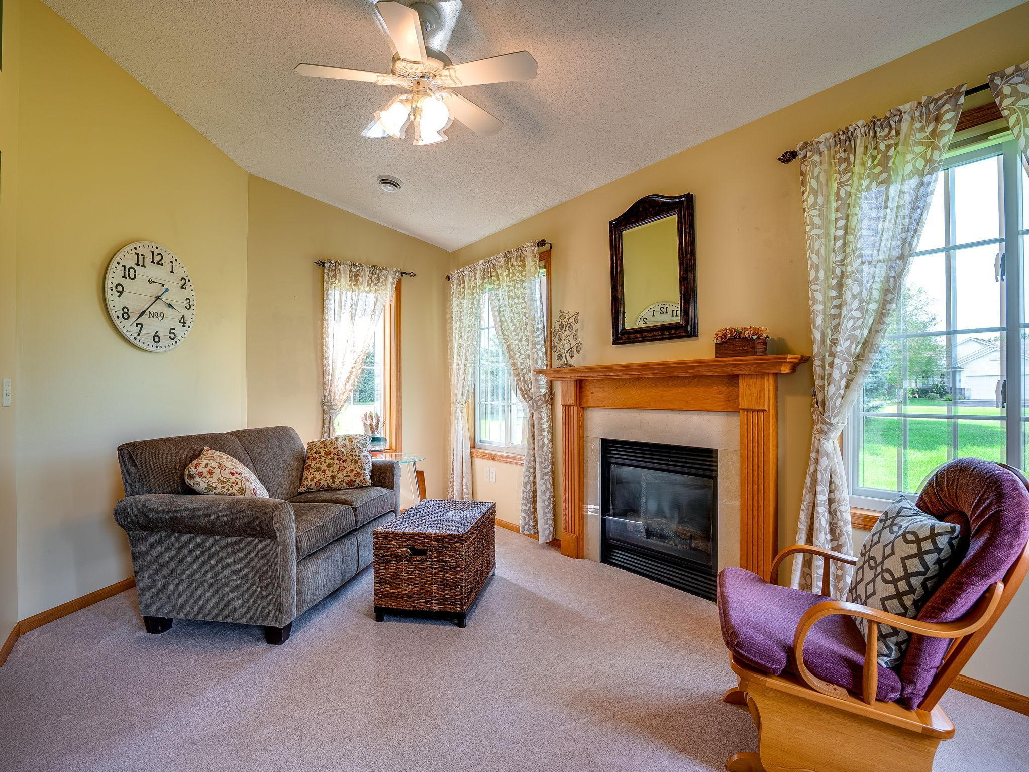 7758 Palisades Avenue NE