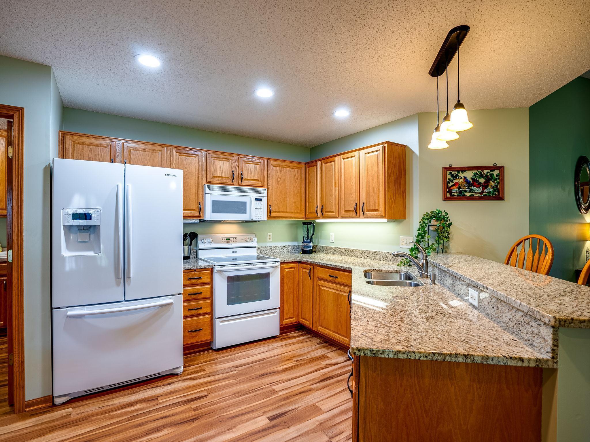 7758 Palisades Avenue NE