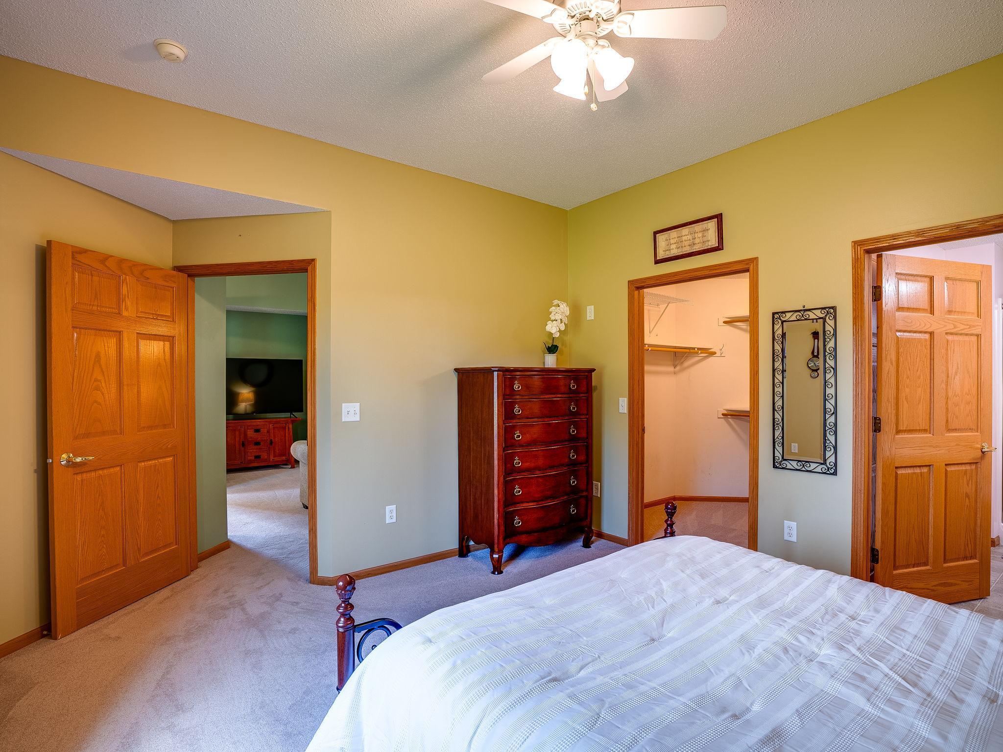 7758 Palisades Avenue NE