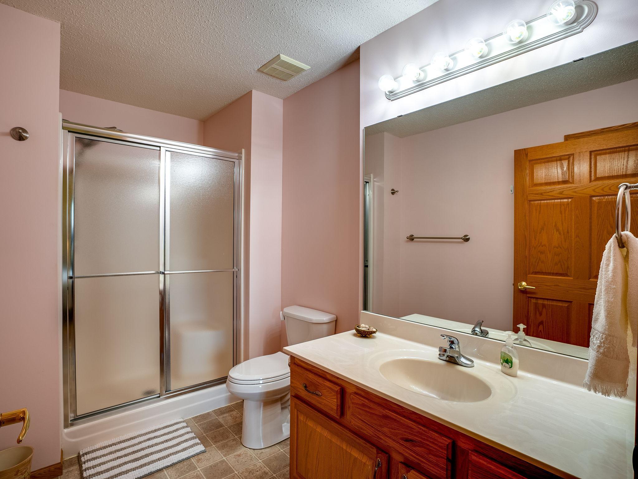 7758 Palisades Avenue NE