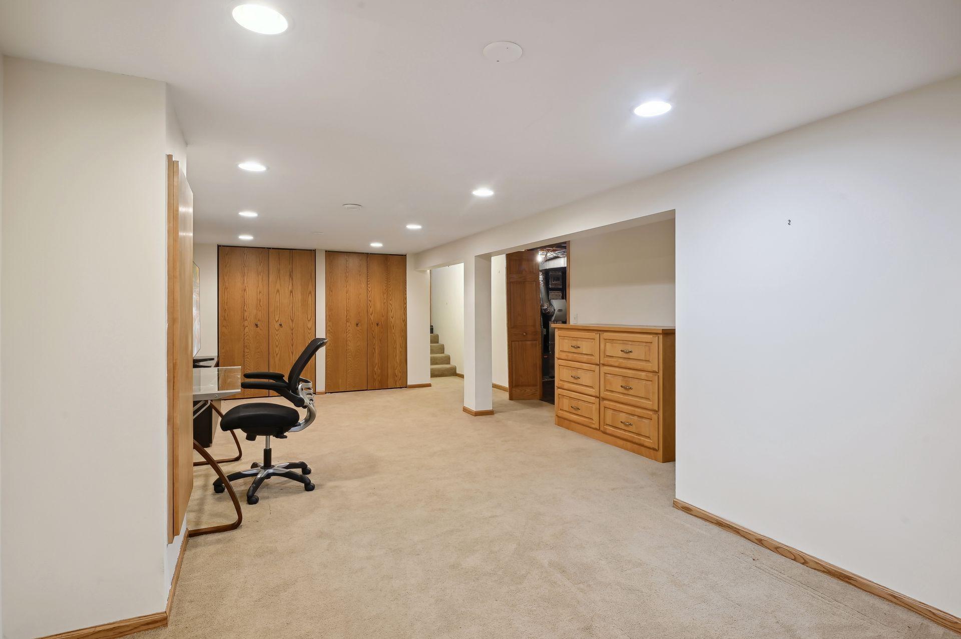 3928 Huntingdon Drive