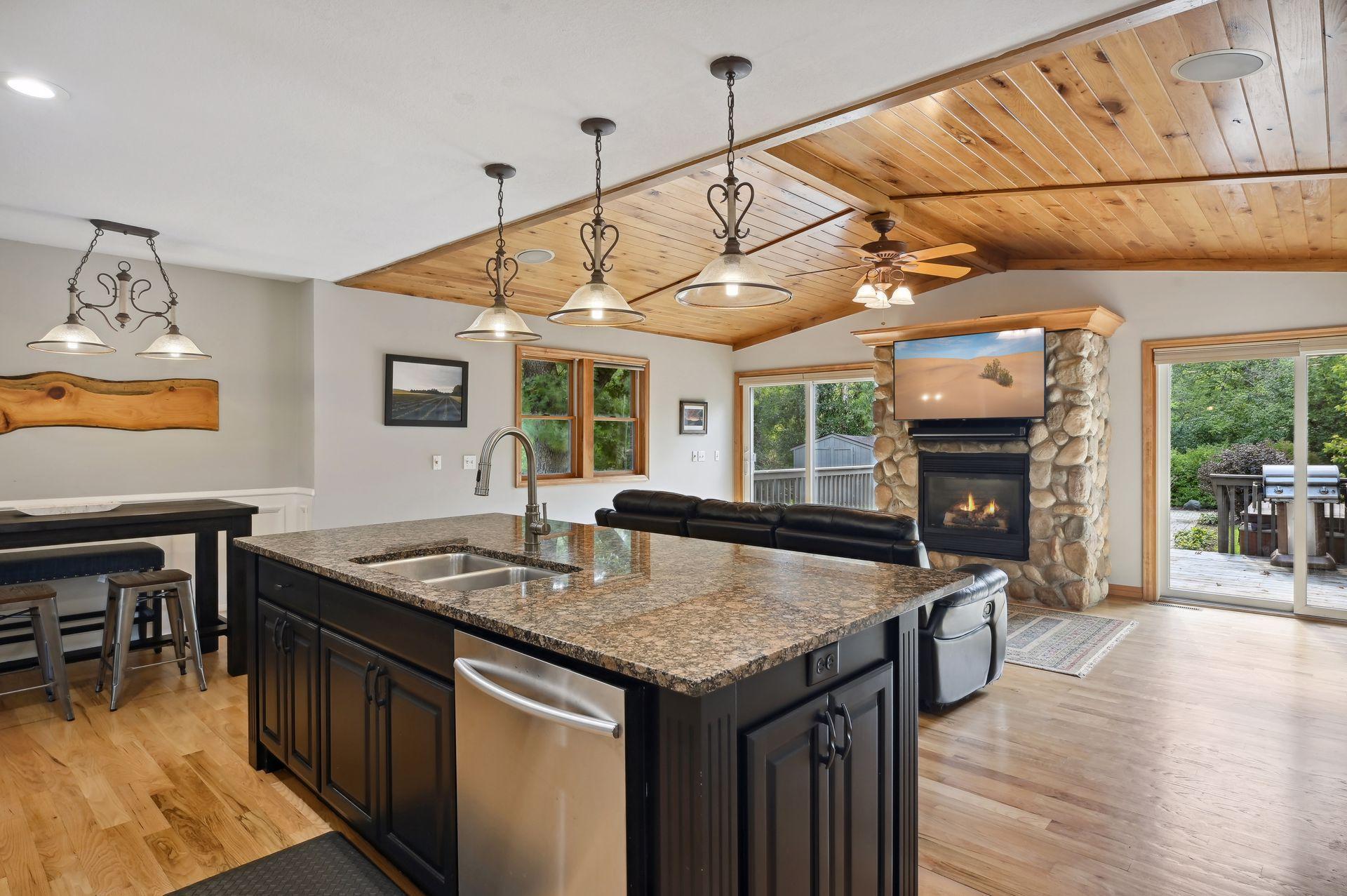 3928 Huntingdon Drive