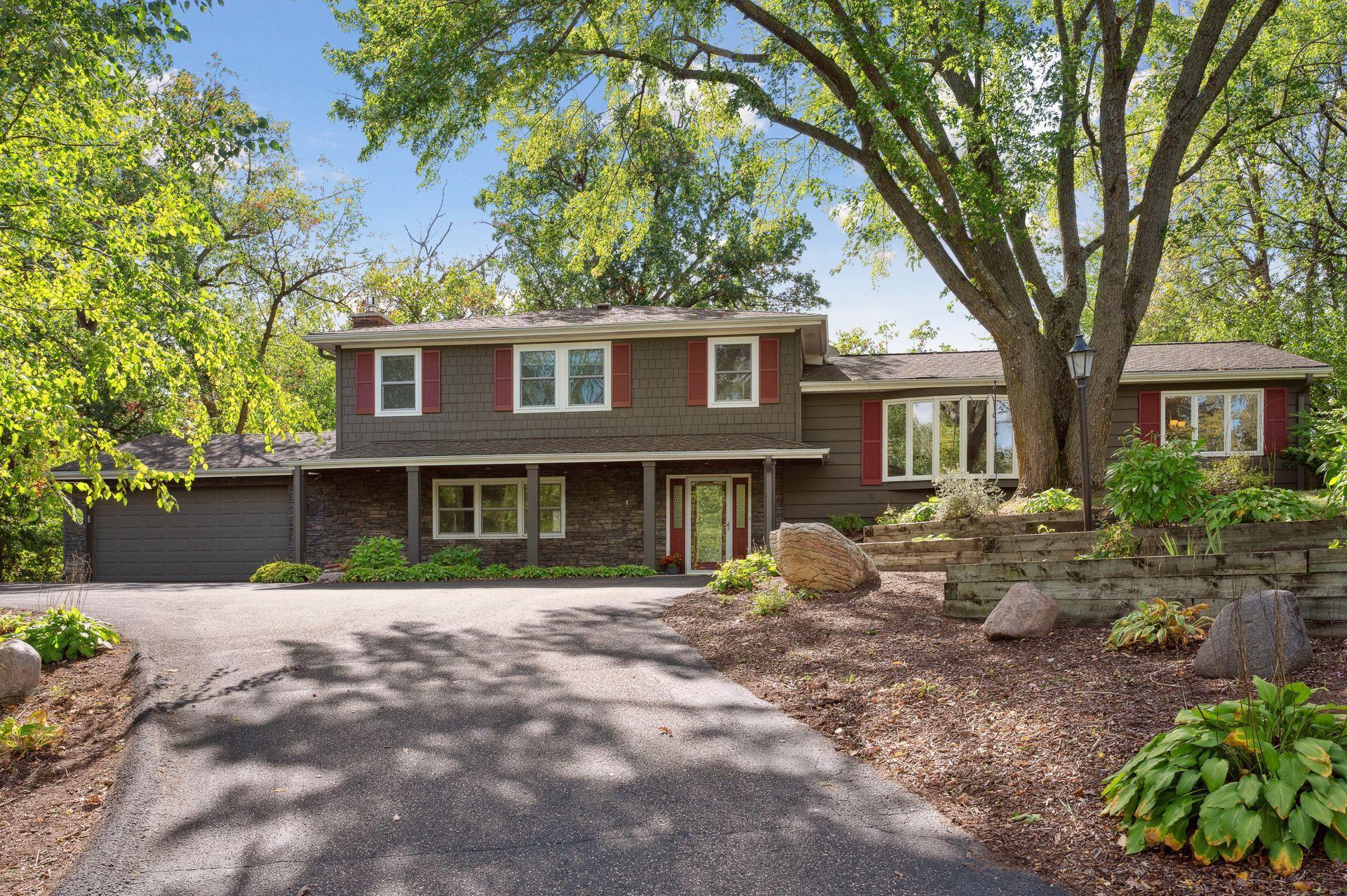 3928 Huntingdon Drive