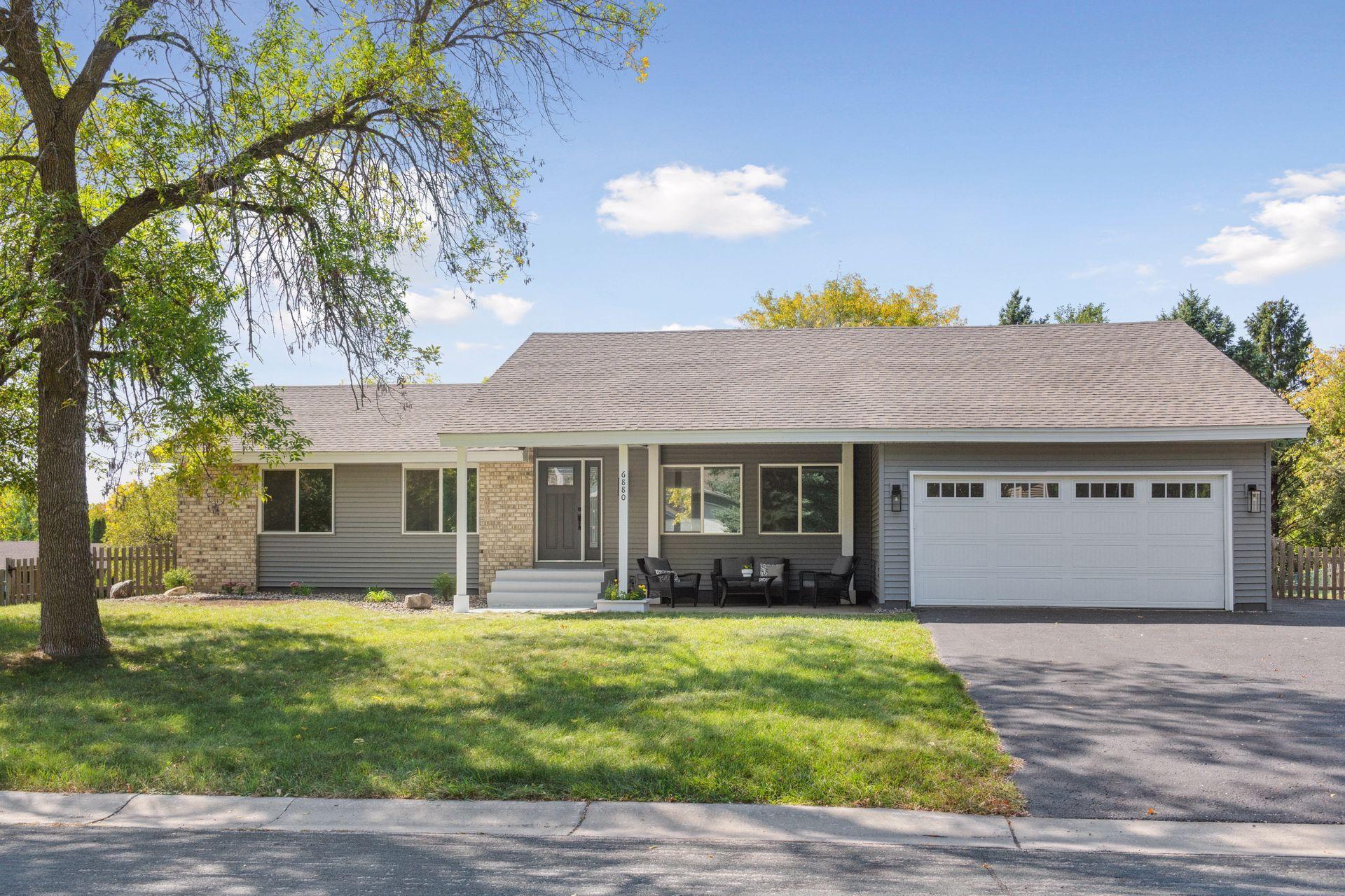 6880 Chaparral Lane
