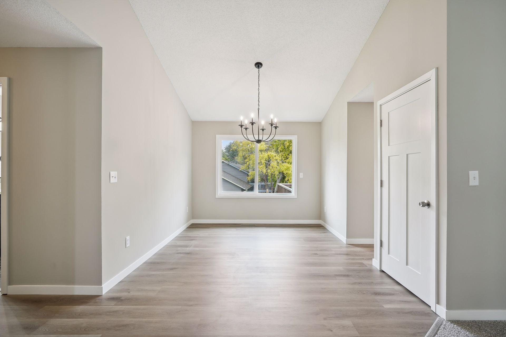 6880 Chaparral Lane
